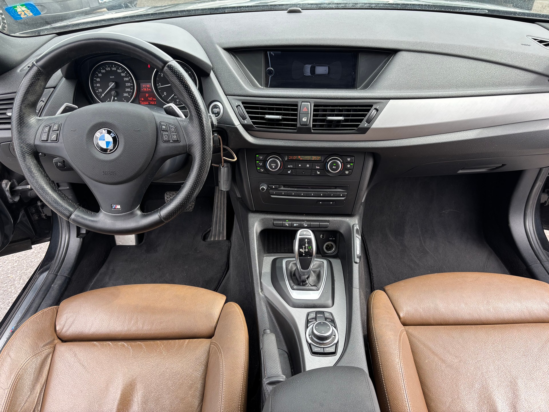 BMW X1 xDrive 20i Steptronic-image-6