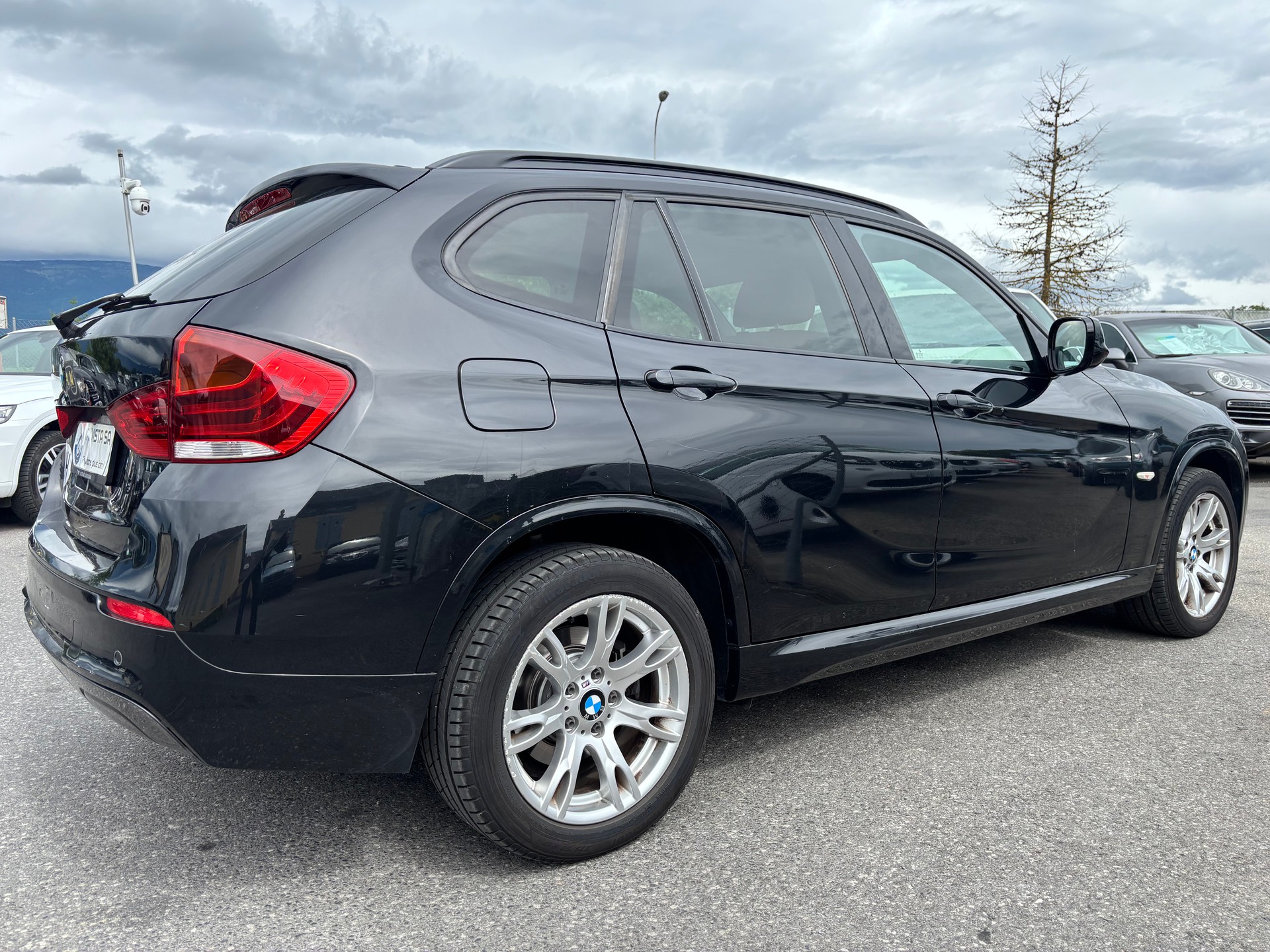 BMW X1 xDrive 20i Steptronic-image-3