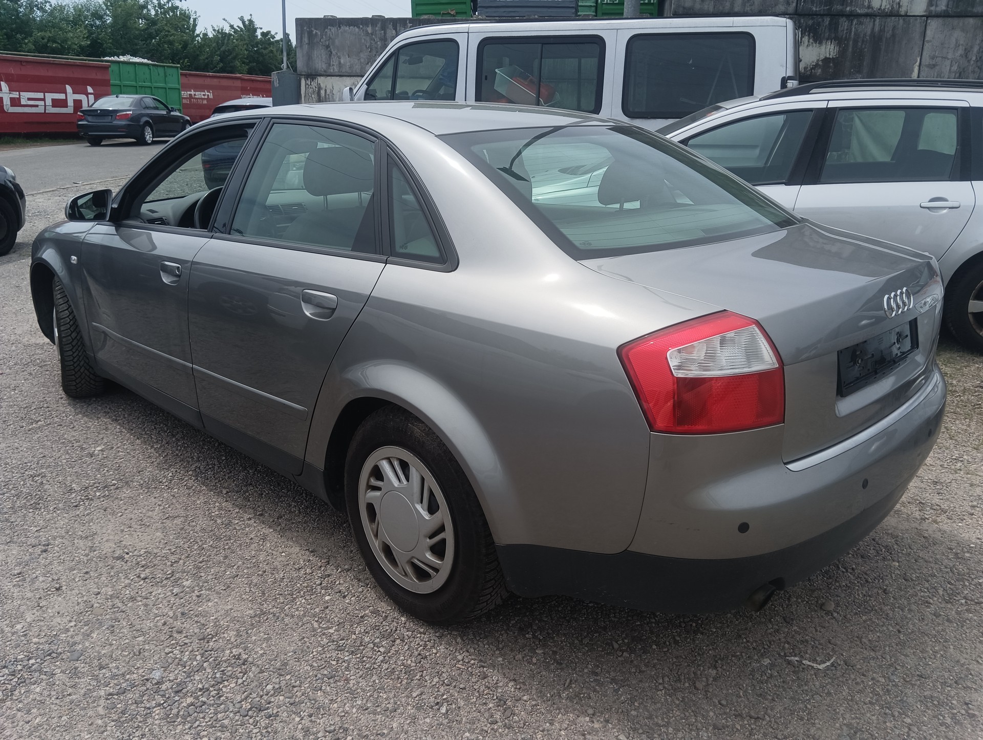 AUDI A4 2.0-image-4