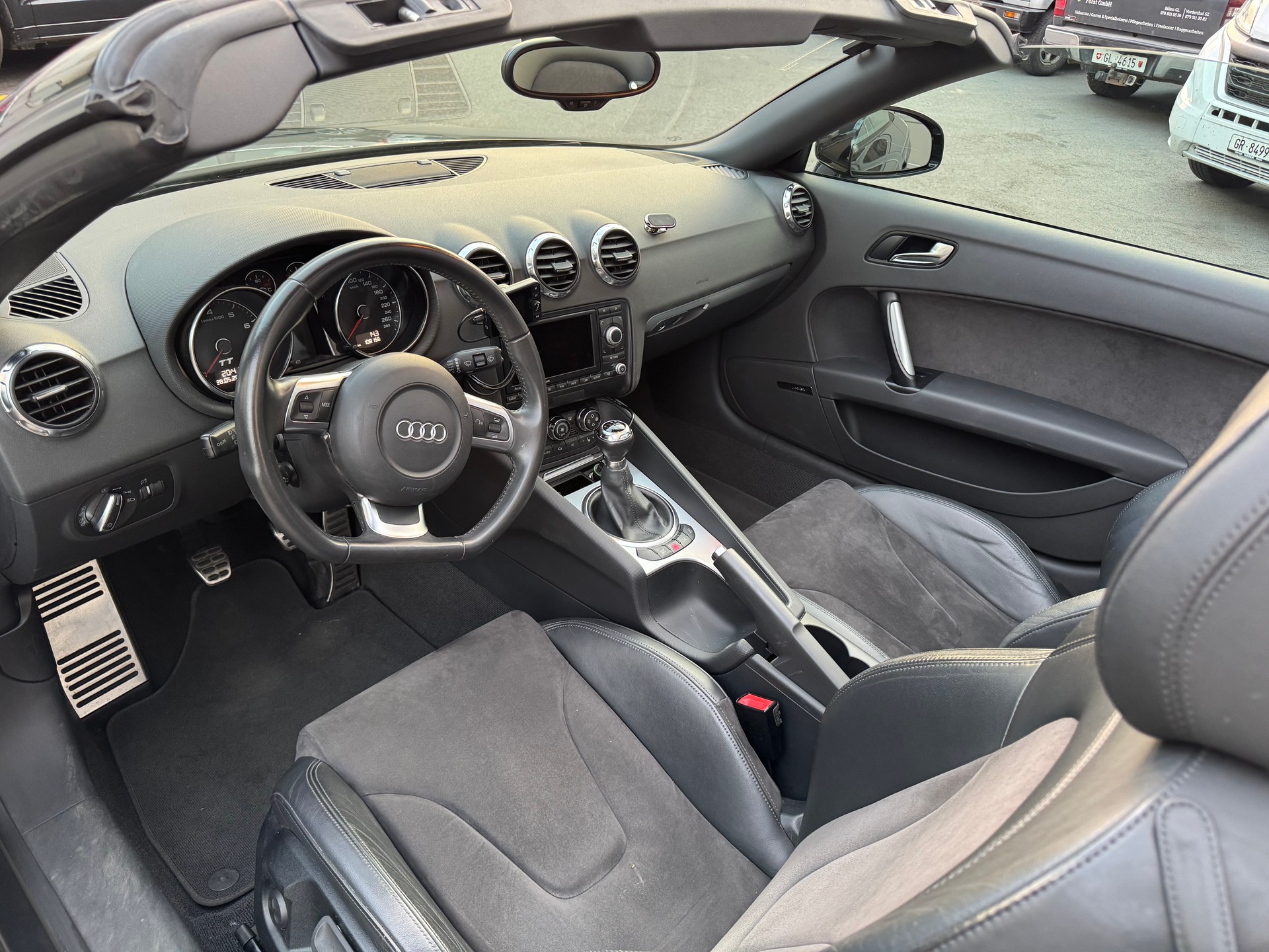 AUDI TT Roadster 1.8 TFSI-image-6