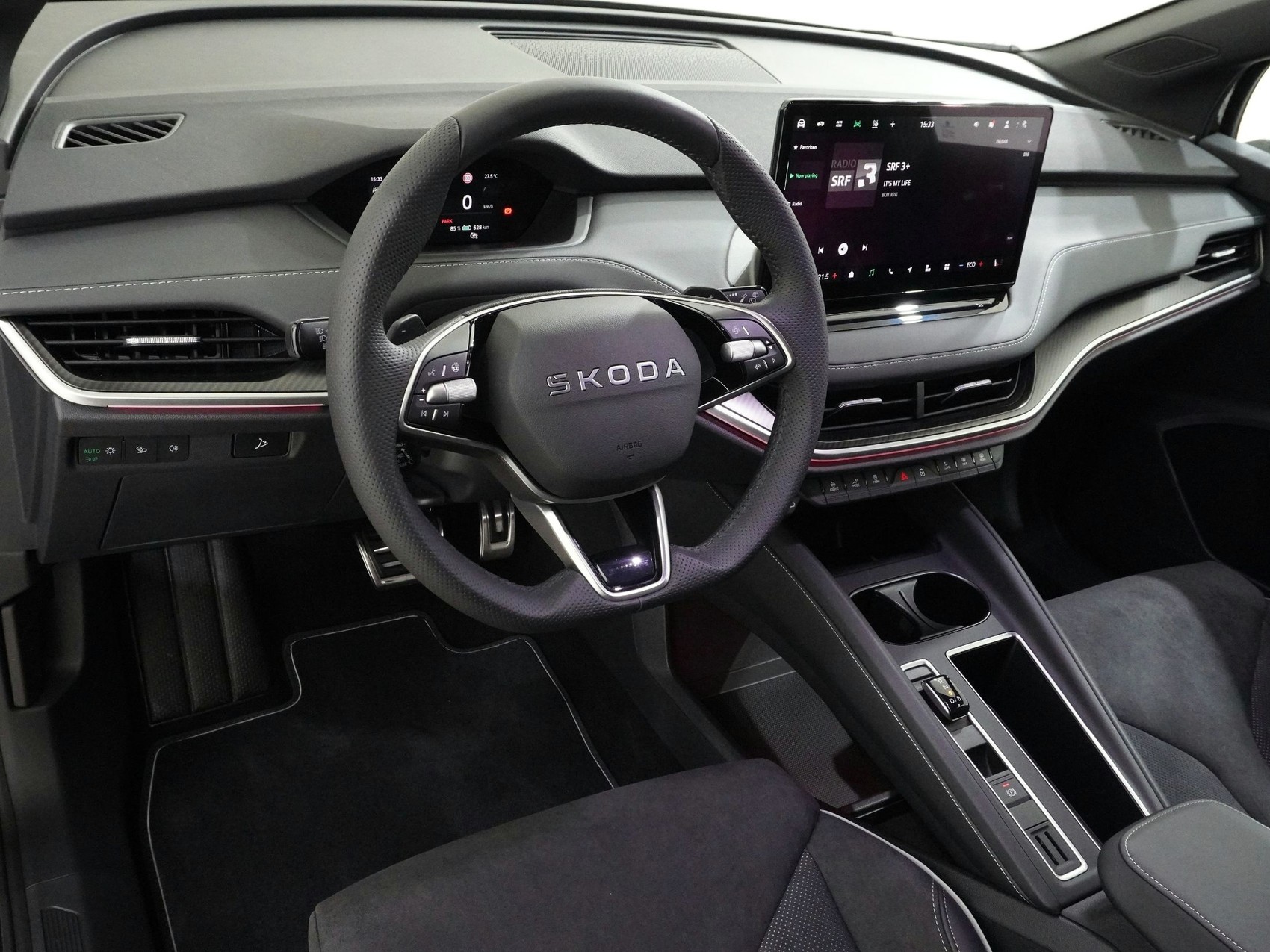 SKODA Enyaq iV 85x SportLine-image-3