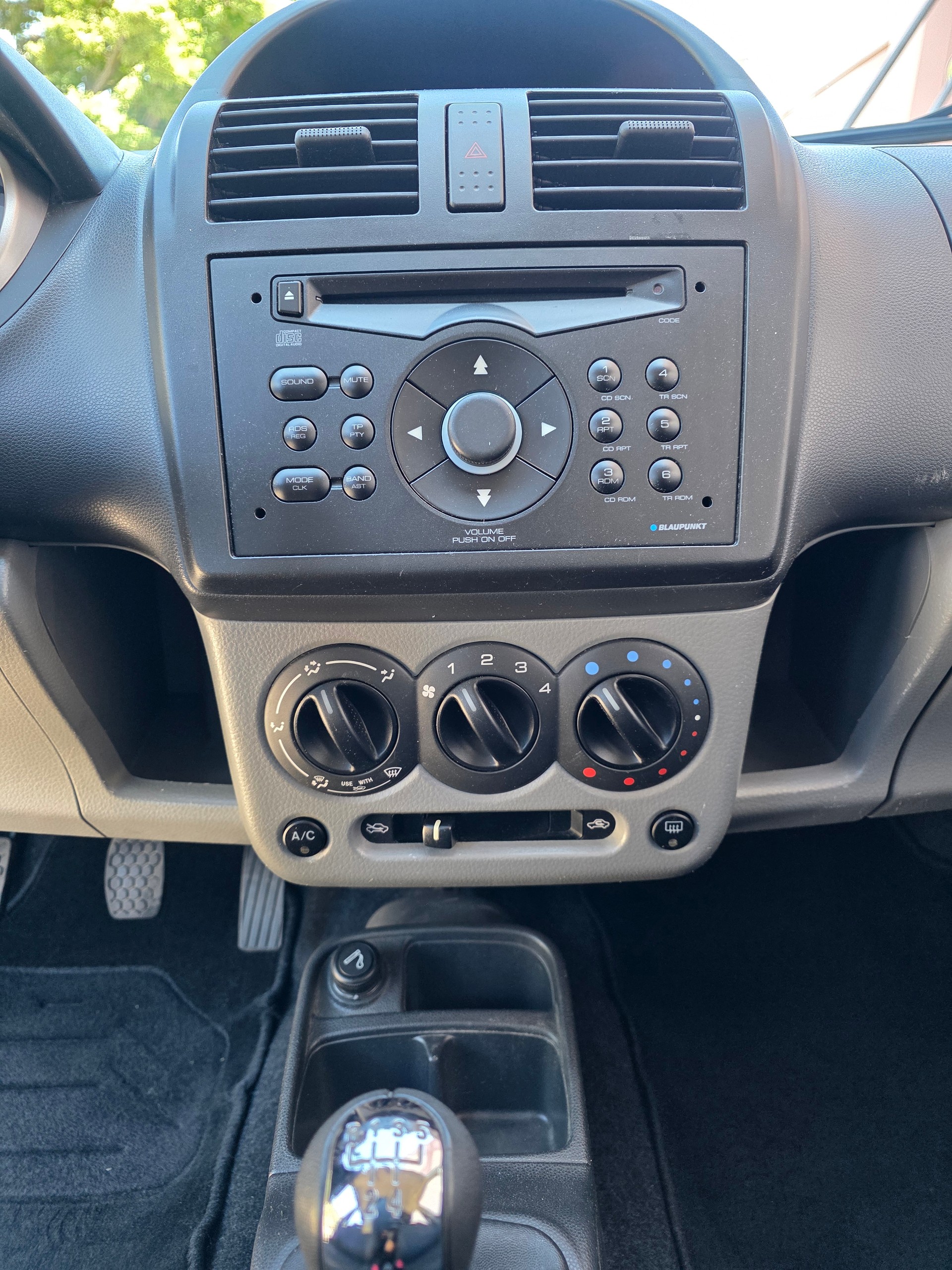 SUZUKI Ignis 1.3 16V Turbodiesel GL Top-image-12