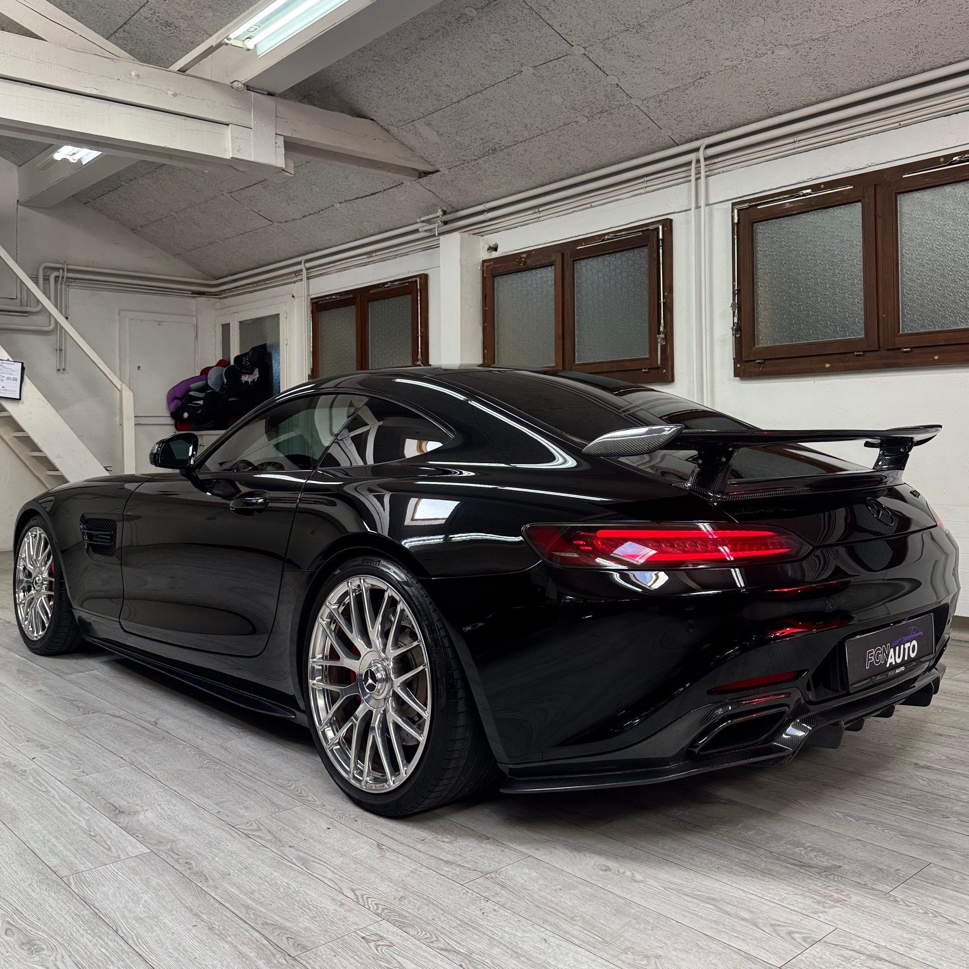 MERCEDES-BENZ AMG GT S Speedshift DCT-image-6