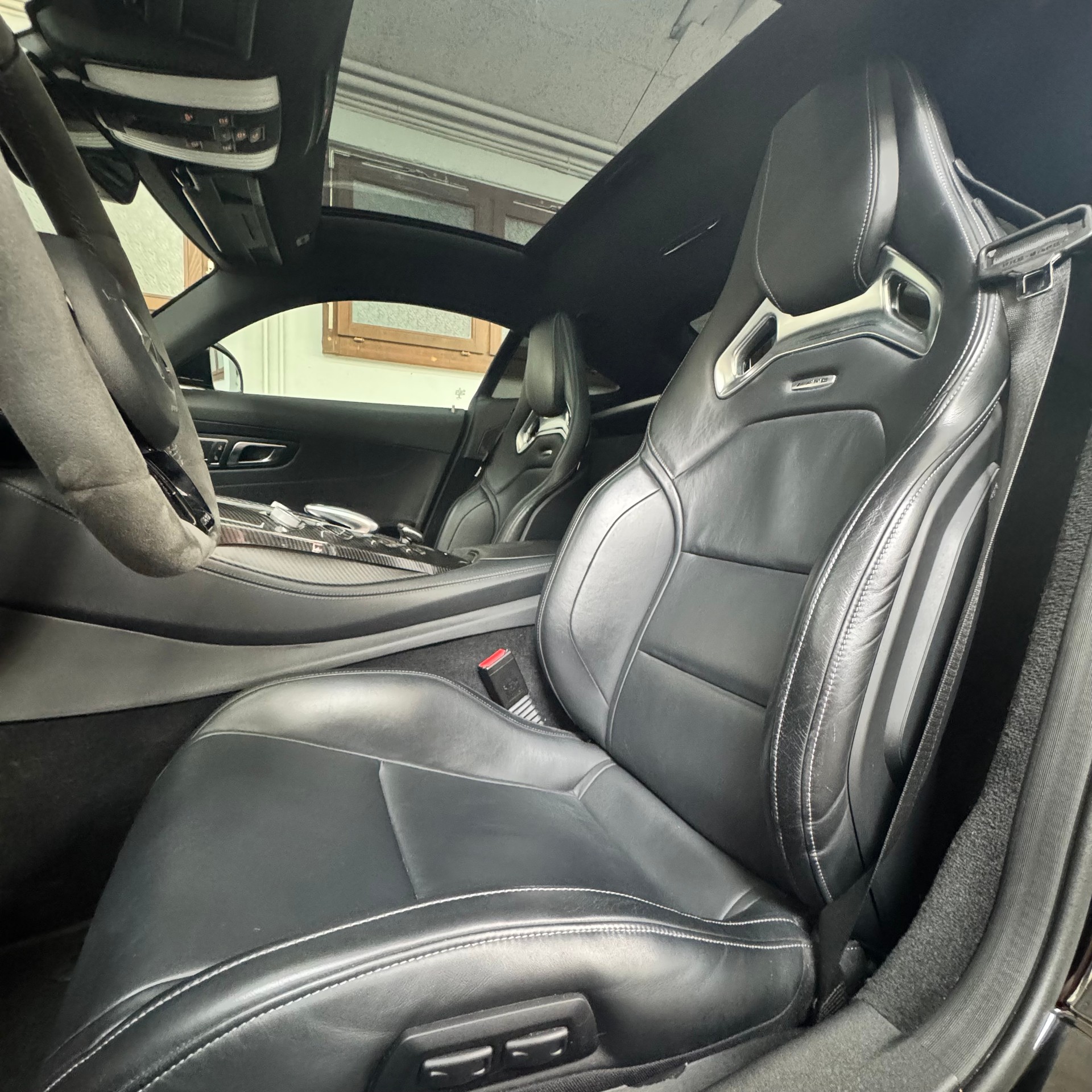 MERCEDES-BENZ AMG GT S Speedshift DCT-image-8