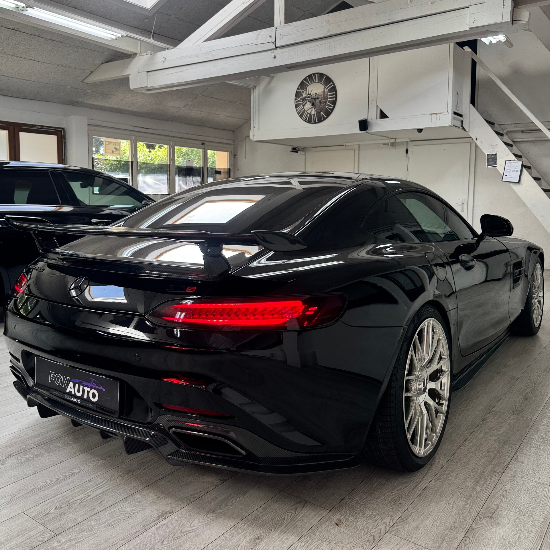 MERCEDES-BENZ AMG GT S Speedshift DCT-image-4