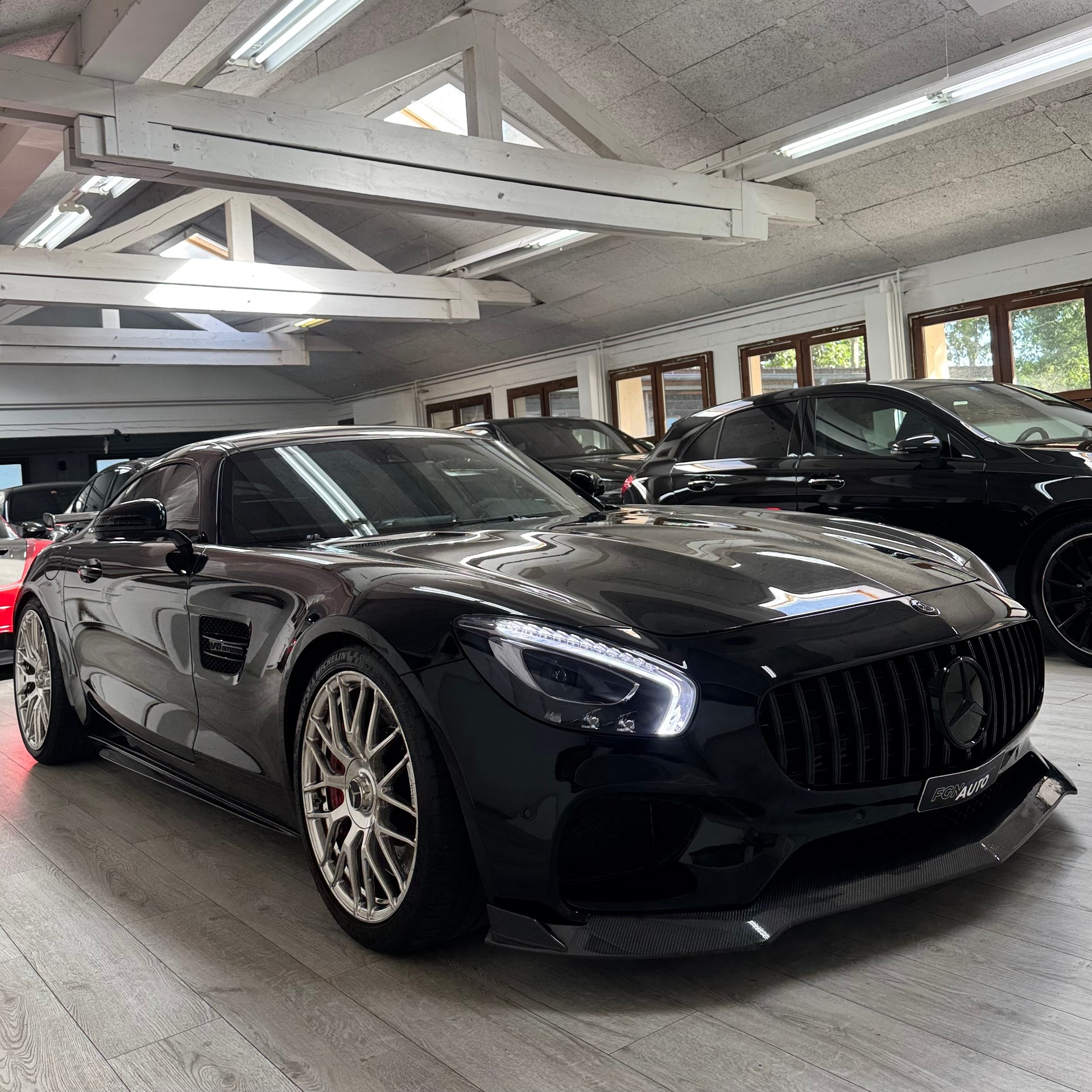 MERCEDES-BENZ AMG GT S Speedshift DCT-image-3