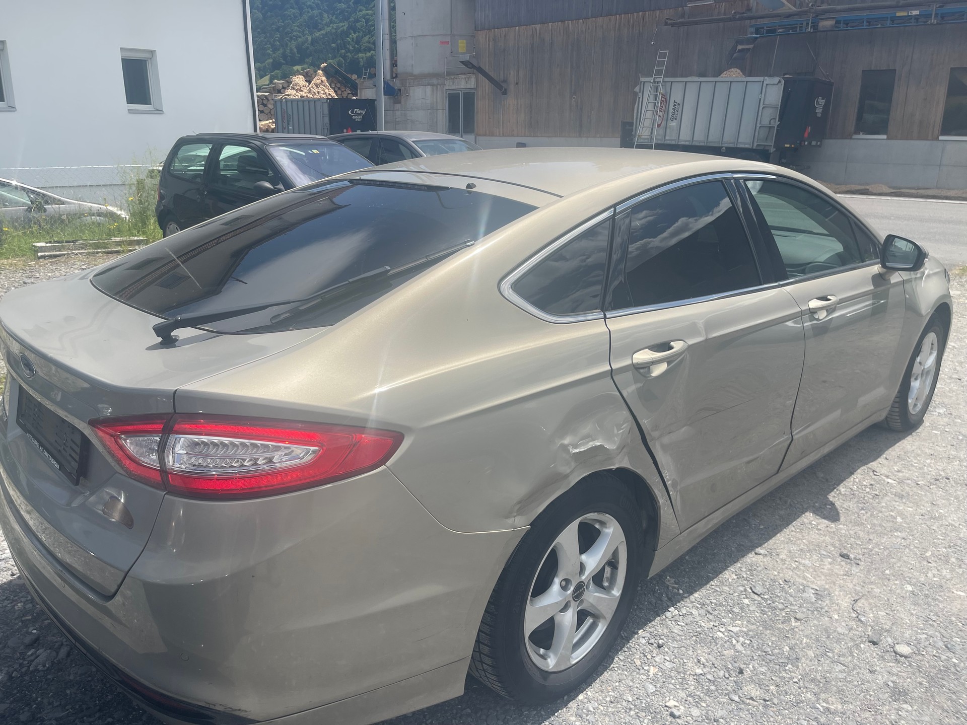 FORD Mondeo 2.0 TDCi ST-Line PowerShift-image-2