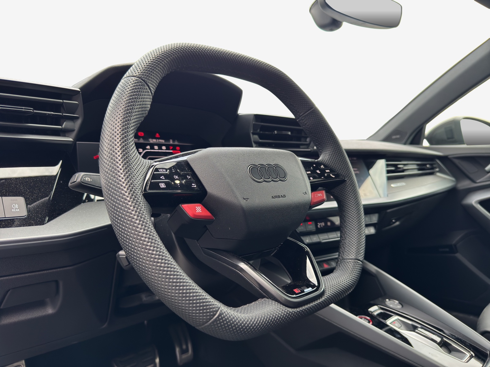 AUDI RS3 Sportback 2.5 TSI quattro S-tronic-image-9
