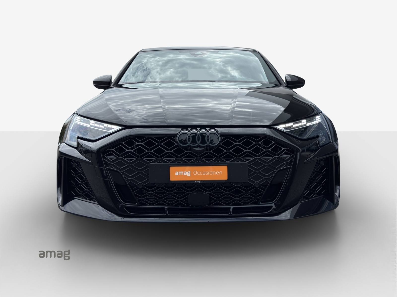 AUDI RS3 Sportback 2.5 TSI quattro S-tronic-image-6