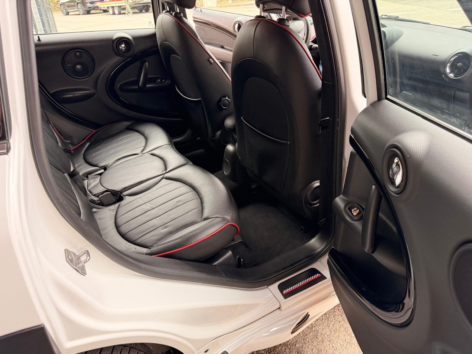 MINI Countryman John Cooper Works ALL4 Steptronic-image-10