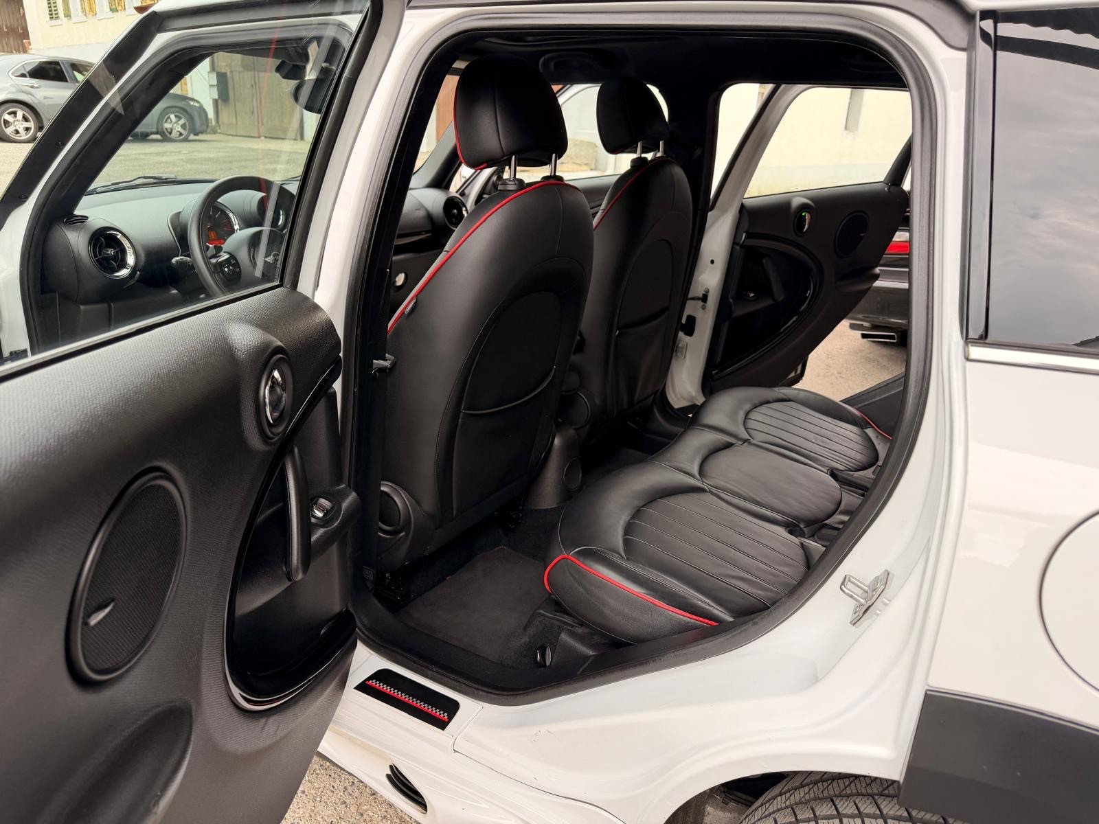 MINI Countryman John Cooper Works ALL4 Steptronic-image-7
