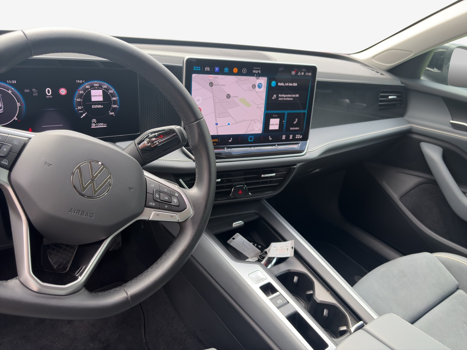 VW Passat Variant 2.0 TDI evo Business DSG-image-10