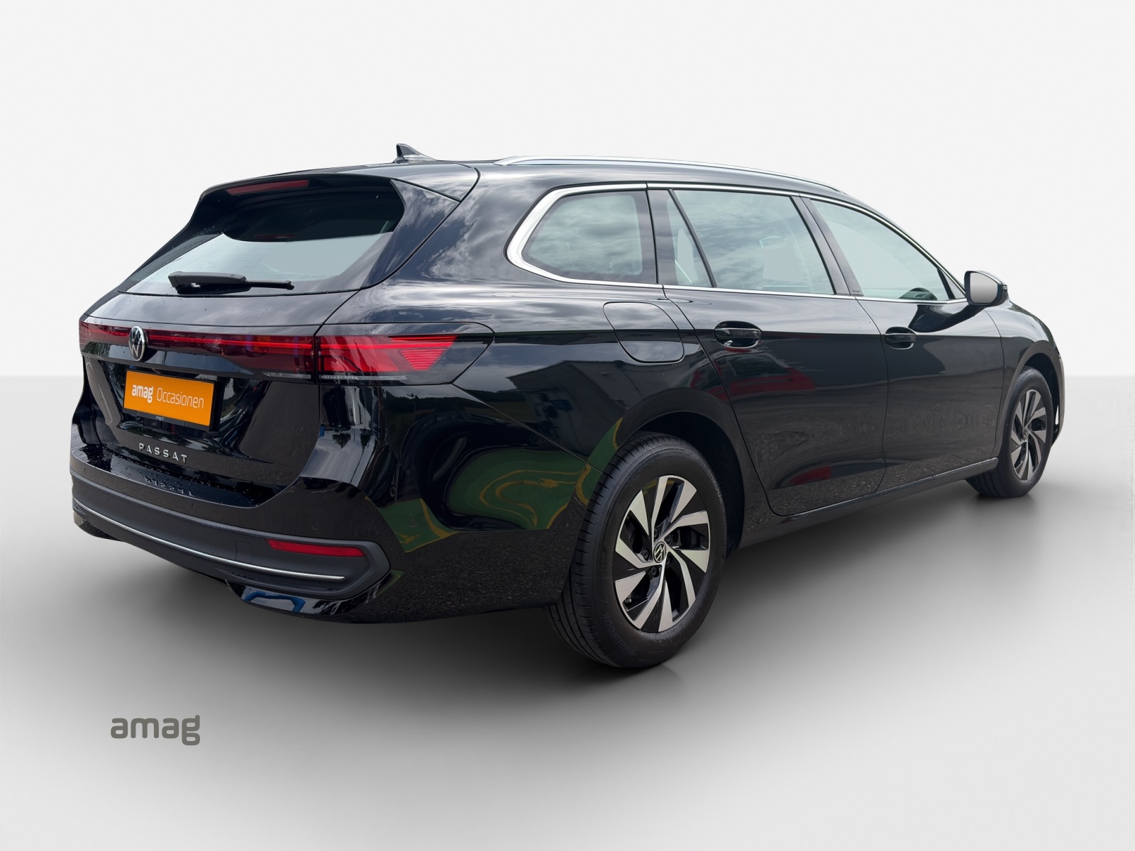 VW Passat Variant 2.0 TDI evo Business DSG-image-4