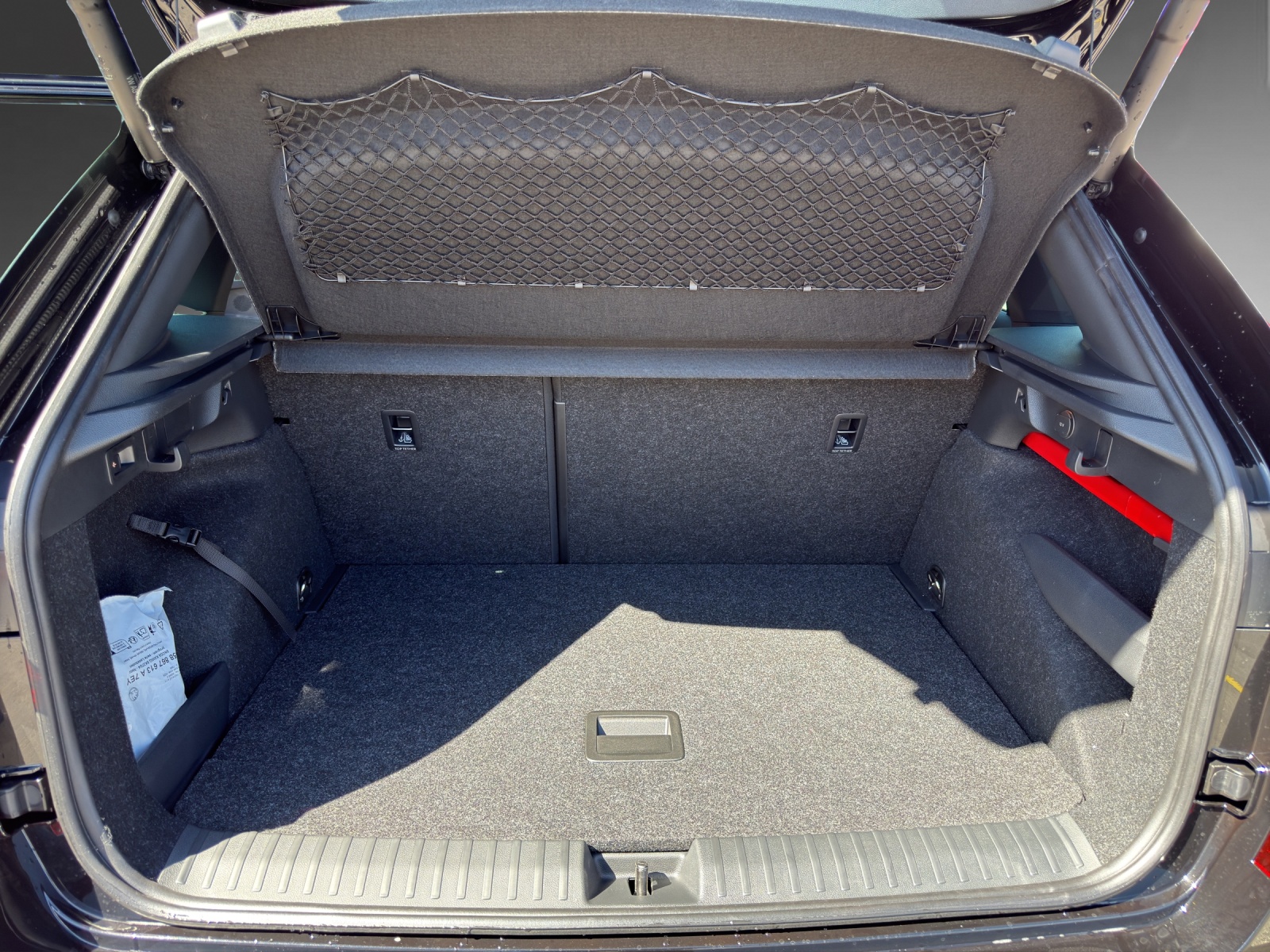 SKODA Kamiq 1.0 TSI Dynamic DSG-image-9