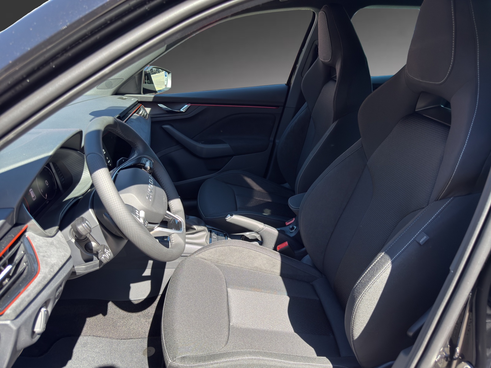 SKODA Kamiq 1.0 TSI Dynamic DSG-image-5
