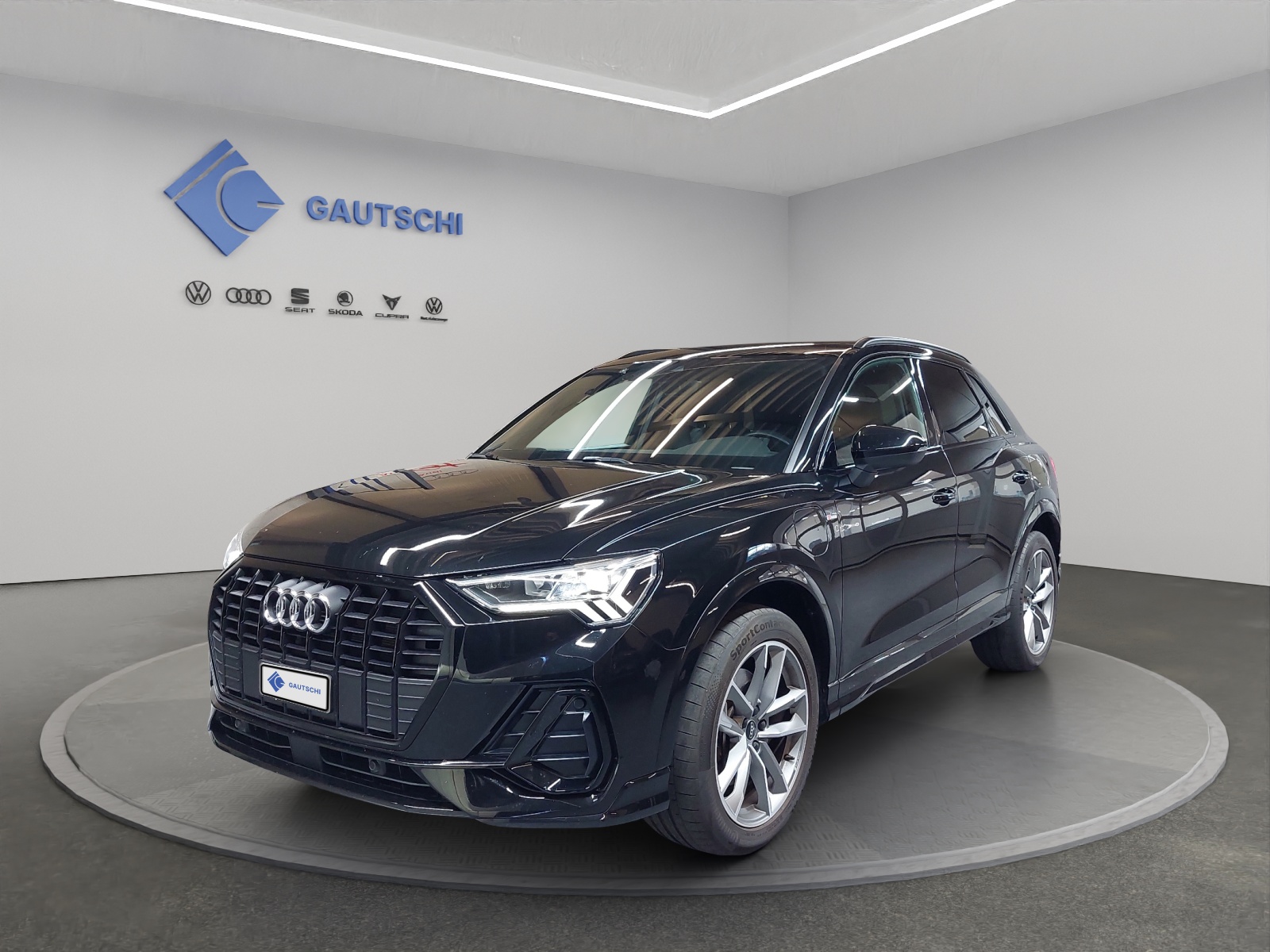 AUDI Q3 45 TFSI e S line S-tronic-image-0