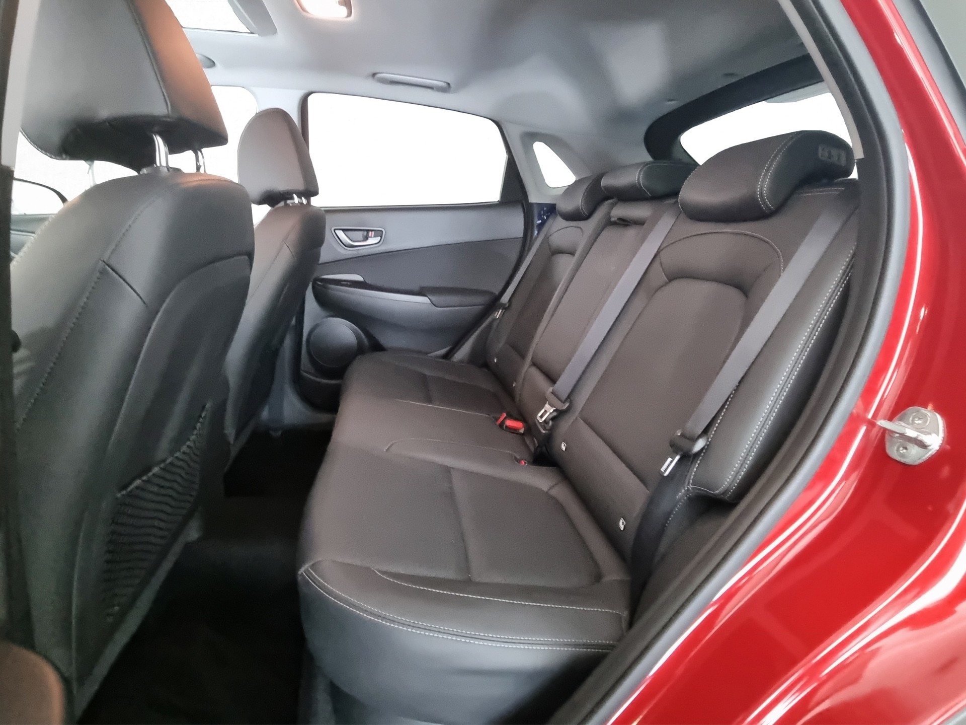 HYUNDAI Kona 1.6 T-GDI Platin Plus 4WD Aut.-image-6