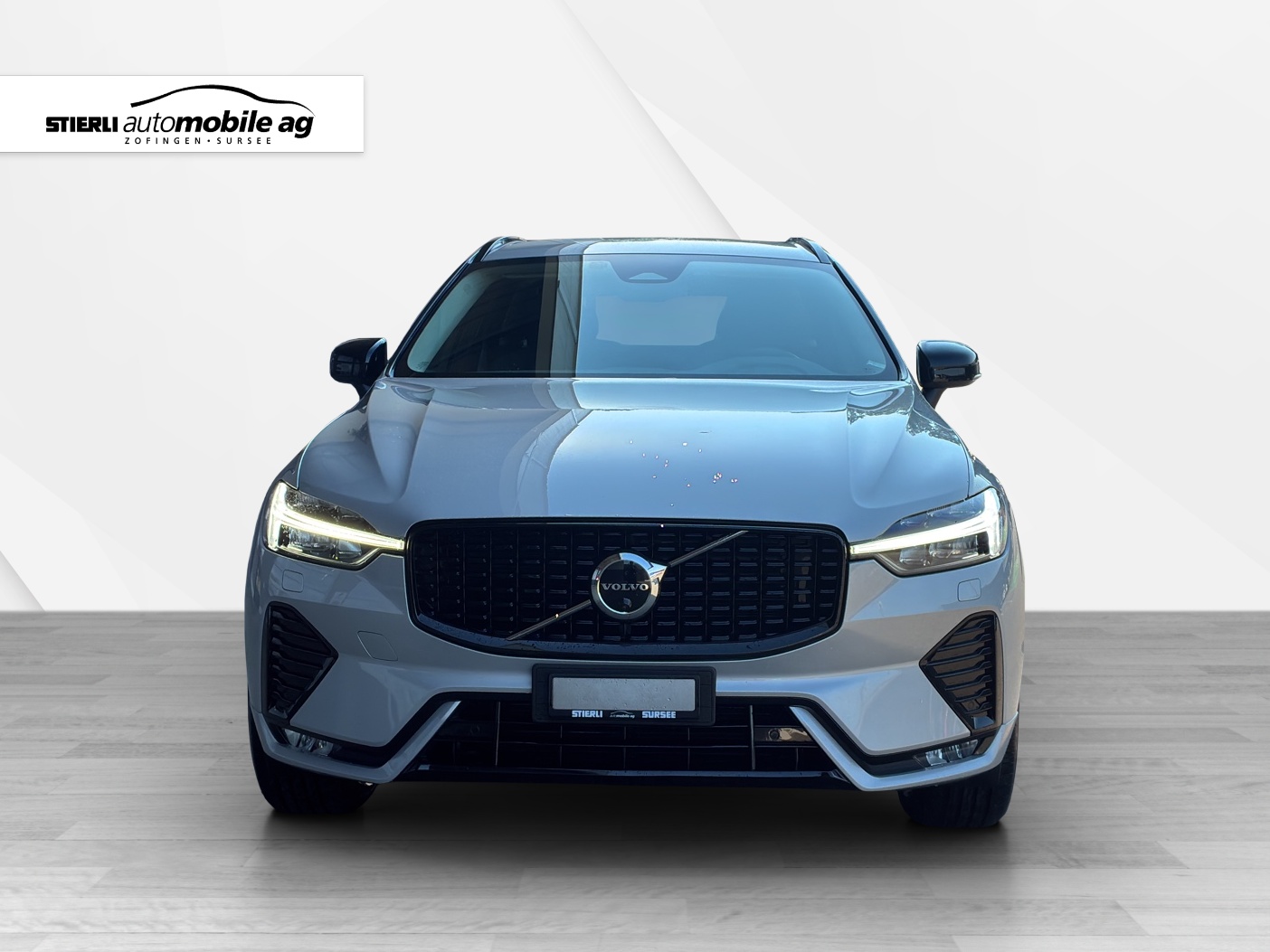 VOLVO XC60 2.0 B4 MH Plus Dark AWD-image-1