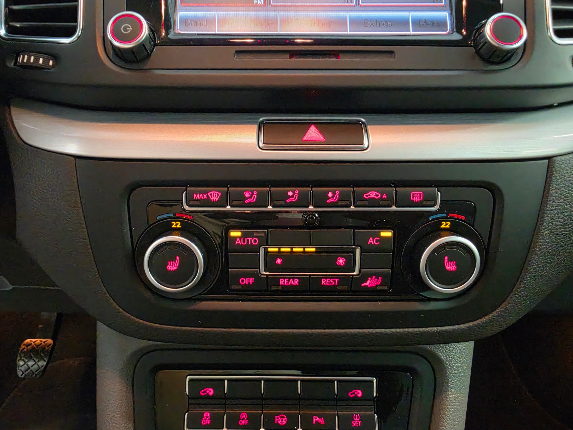 VW Sharan 2.0 TDI BMT Highline 4Motion 7 Sitzplätze-image-11