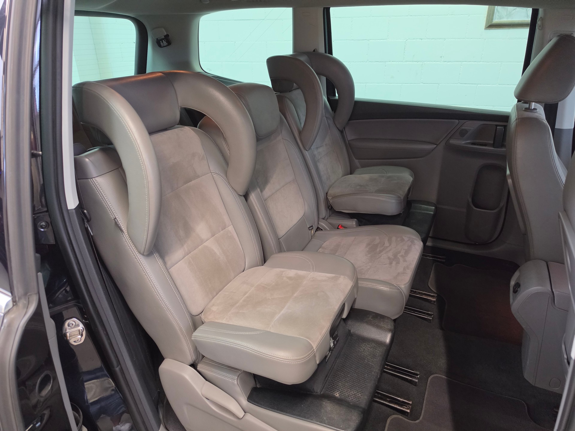 VW Sharan 2.0 TDI BMT Highline 4Motion 7 Sitzplätze-image-17