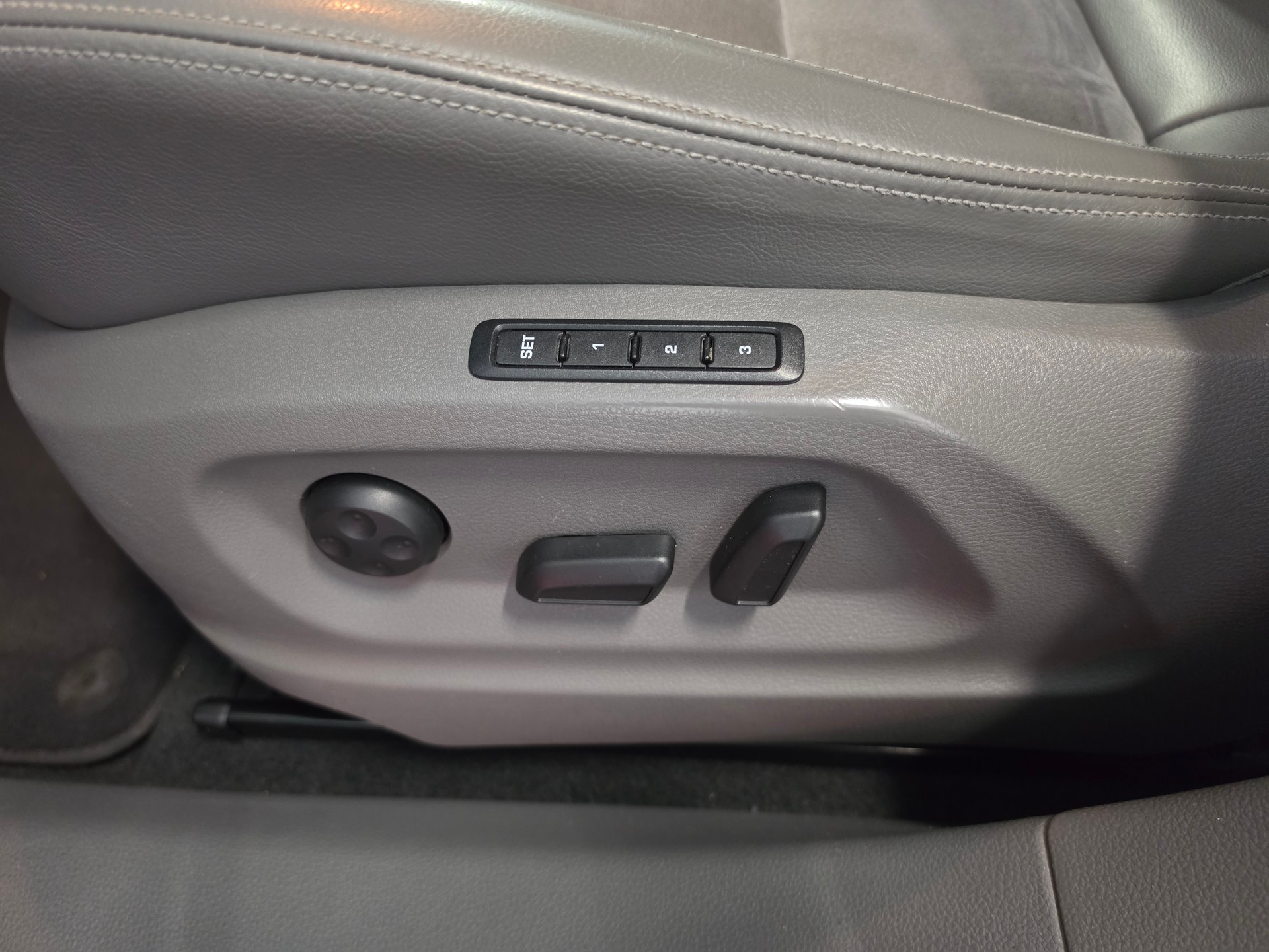 VW Sharan 2.0 TDI BMT Highline 4Motion 7 Sitzplätze-image-14