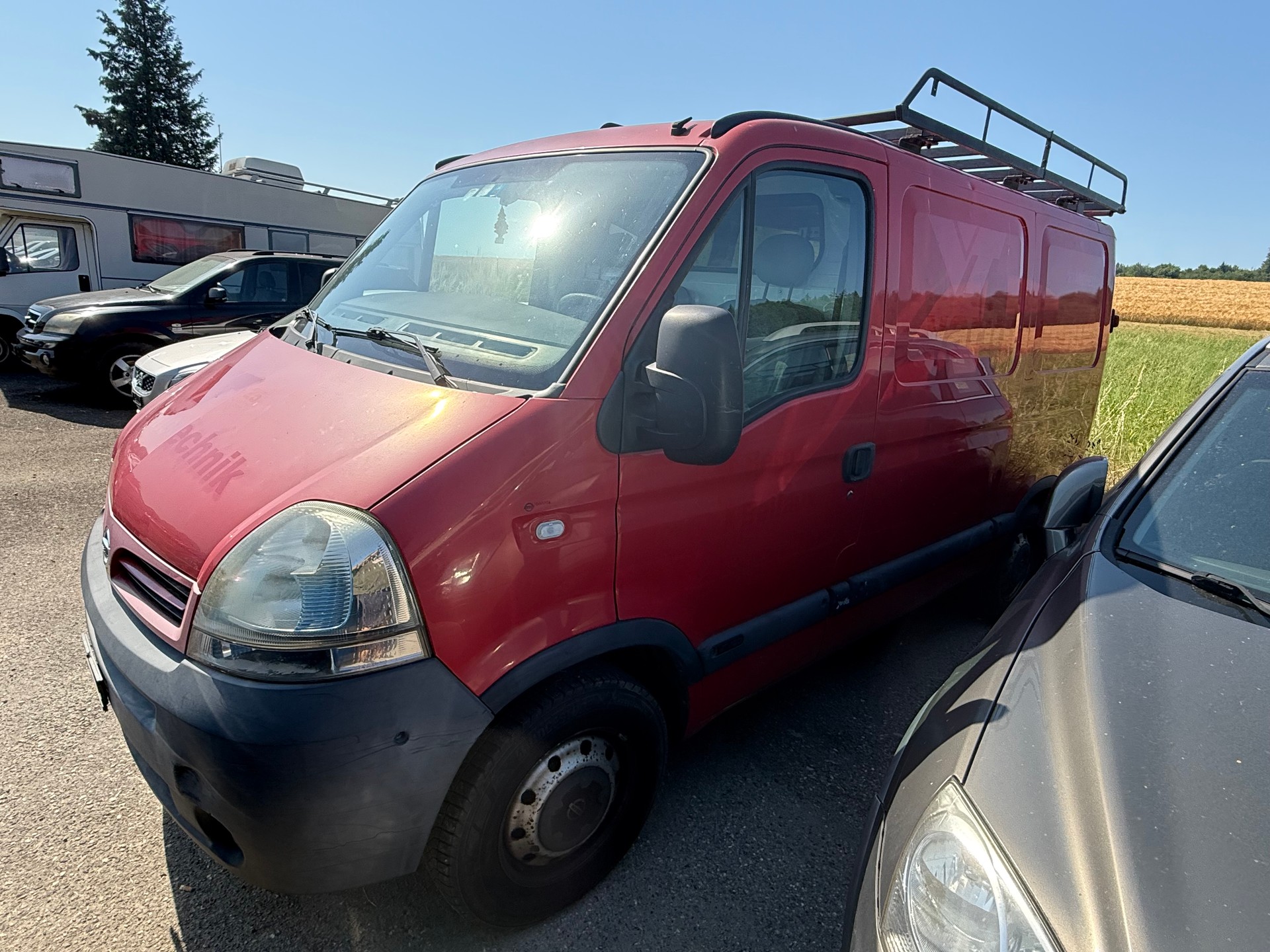 NISSAN Interstar 33 2.5dCi 120 Comfort-image-2