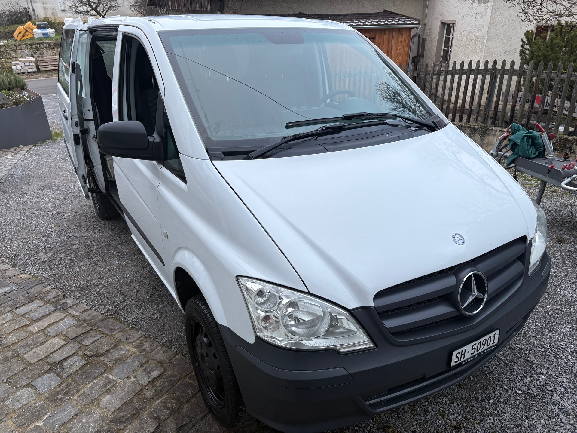 MERCEDES-BENZ 113 CDI 4x4-image-1