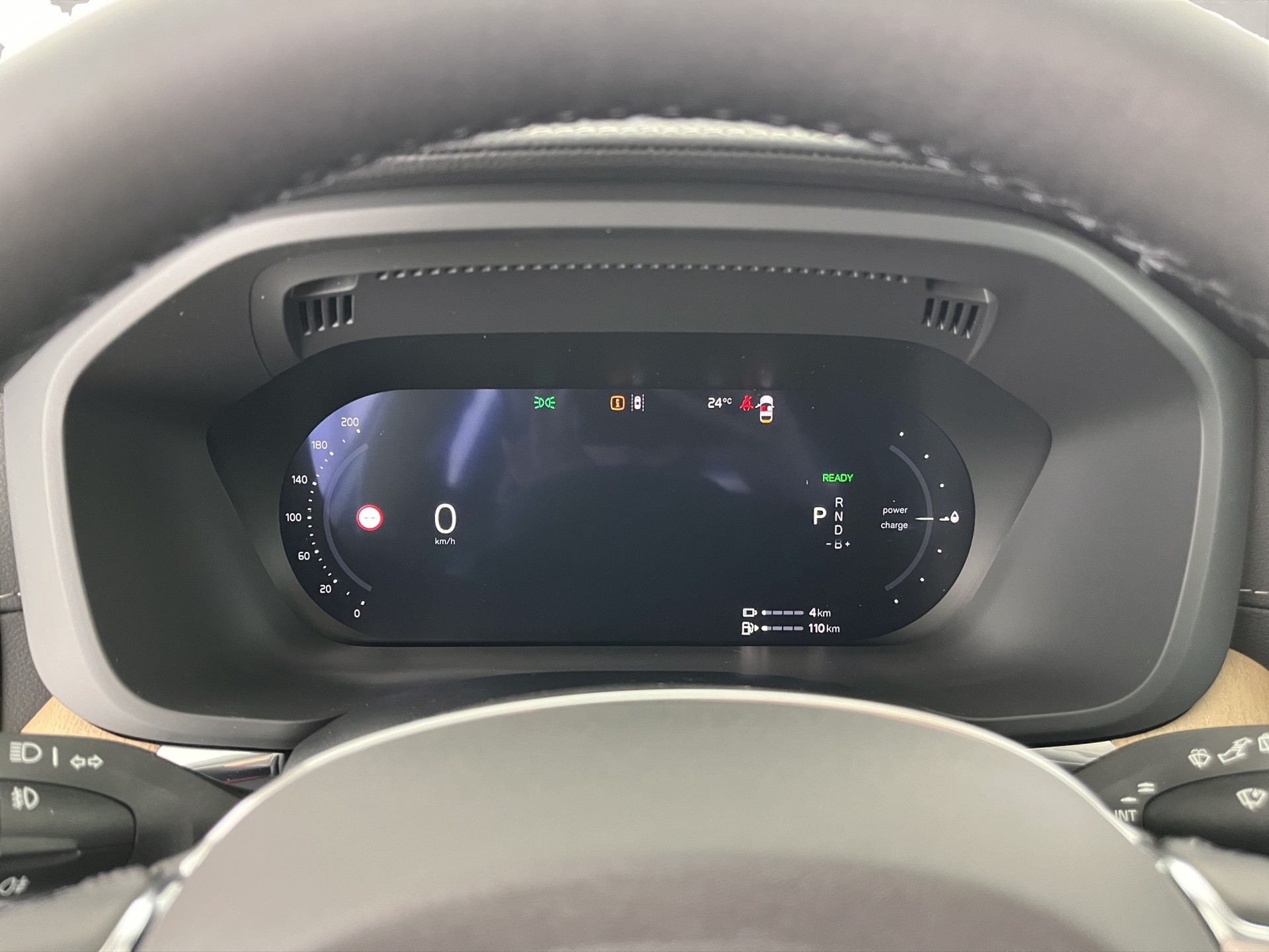 VOLVO XC60 2.0 T8 TE Ultra Dark eAWD-image-15