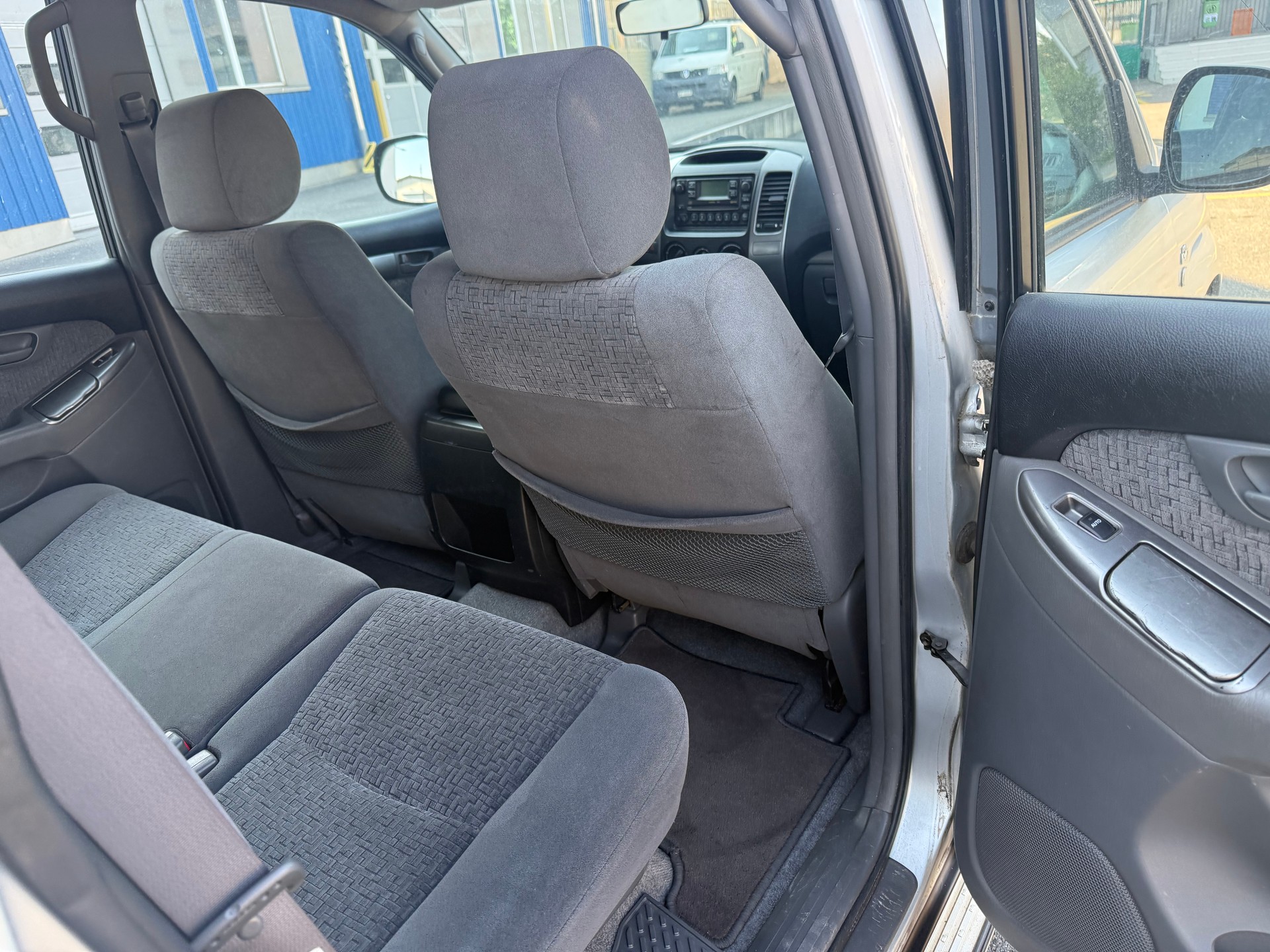 TOYOTA Land Cruiser 3.0 TD Linea Luna-image-11