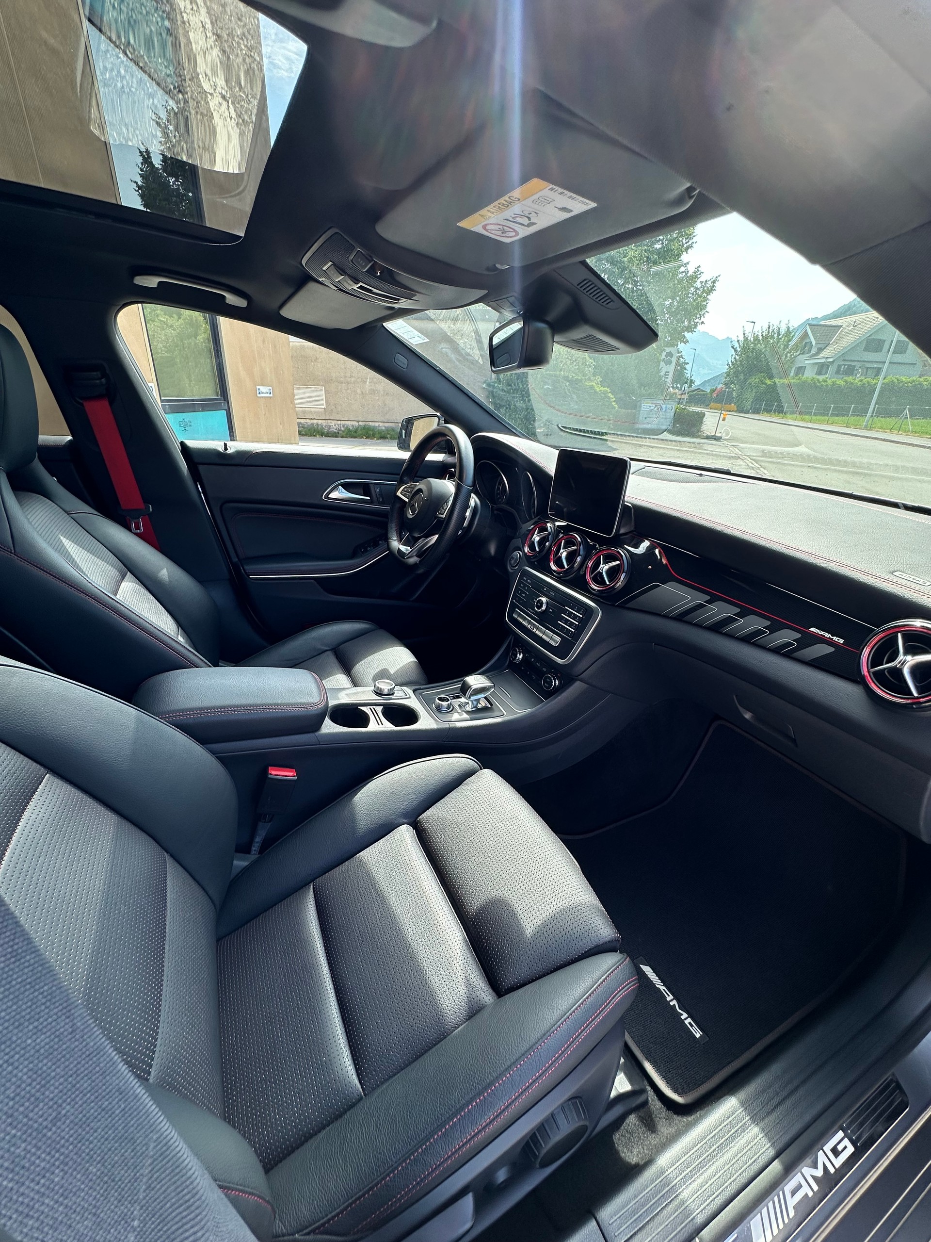 MERCEDES-BENZ CLA 45 AMG 4matic+-image-10