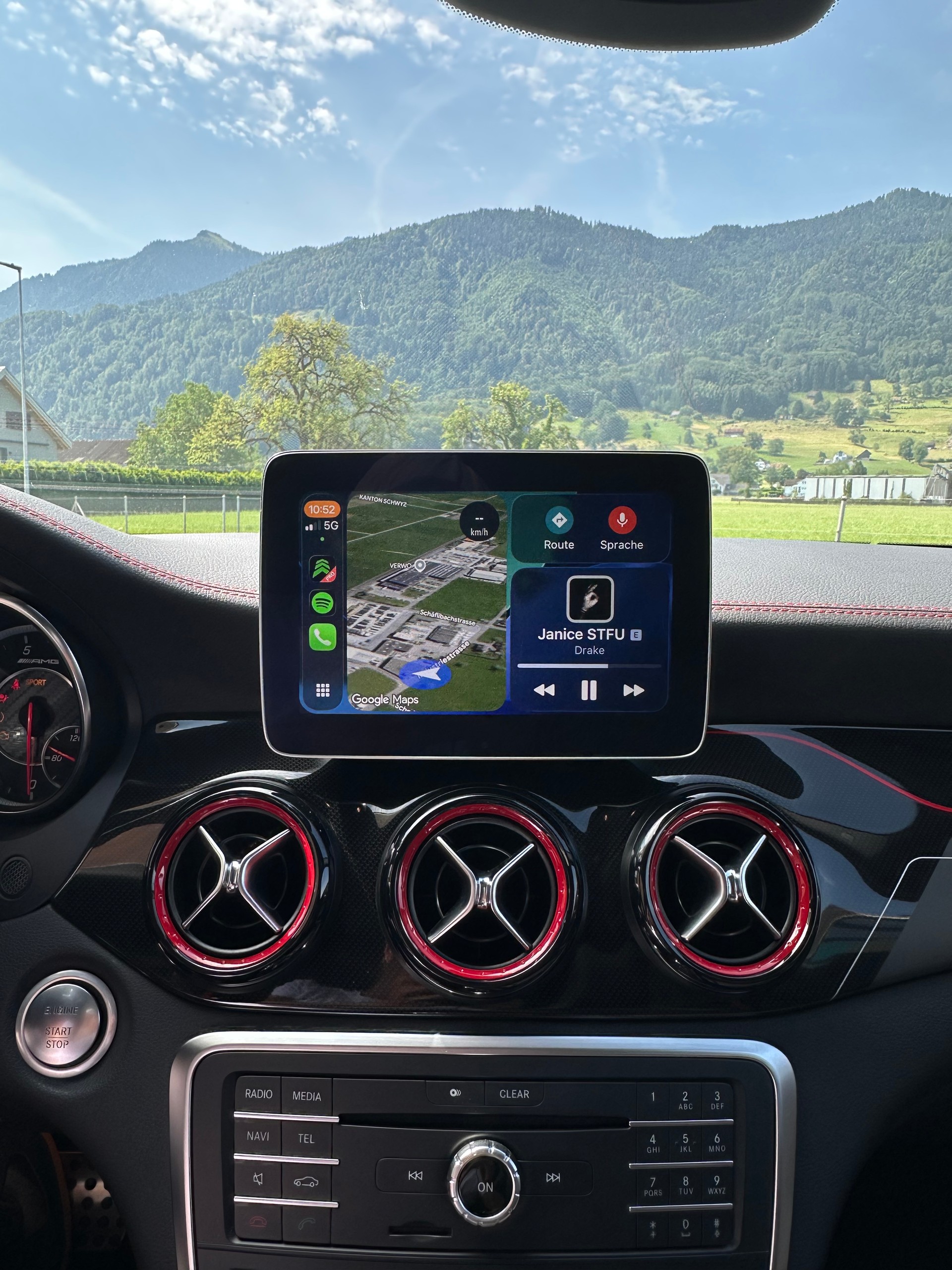 MERCEDES-BENZ CLA 45 AMG 4matic+-image-17