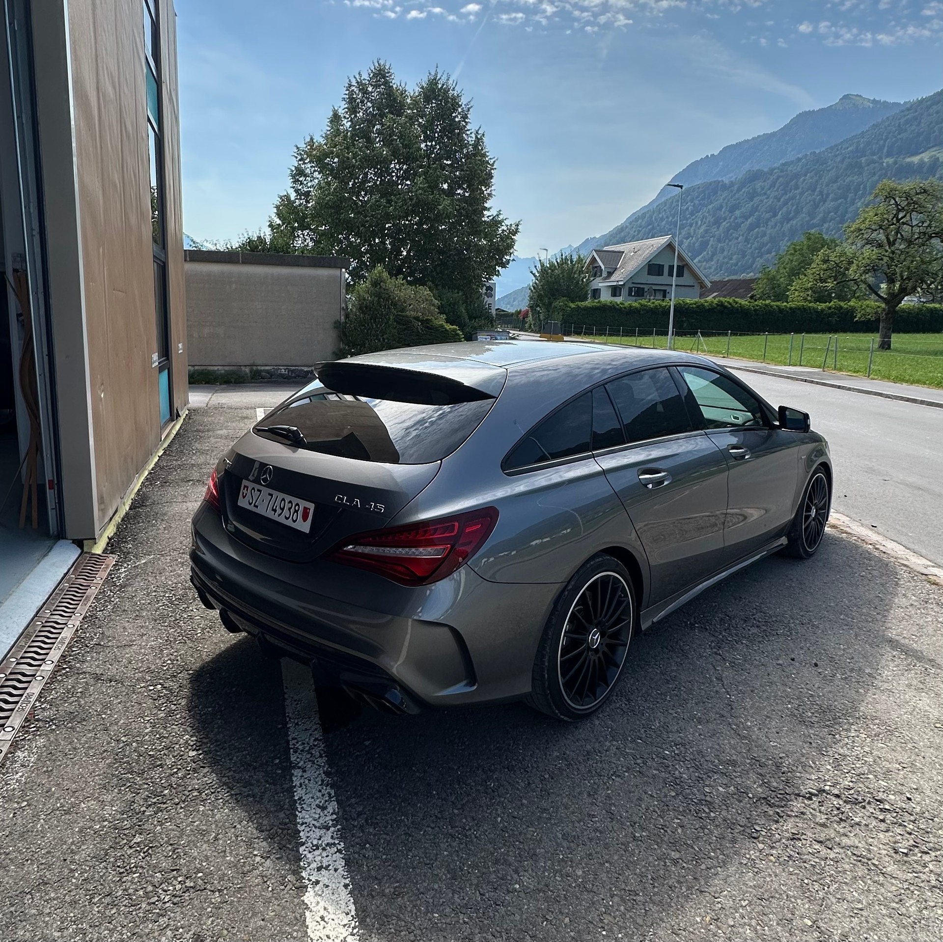 MERCEDES-BENZ CLA 45 AMG 4matic+-image-4
