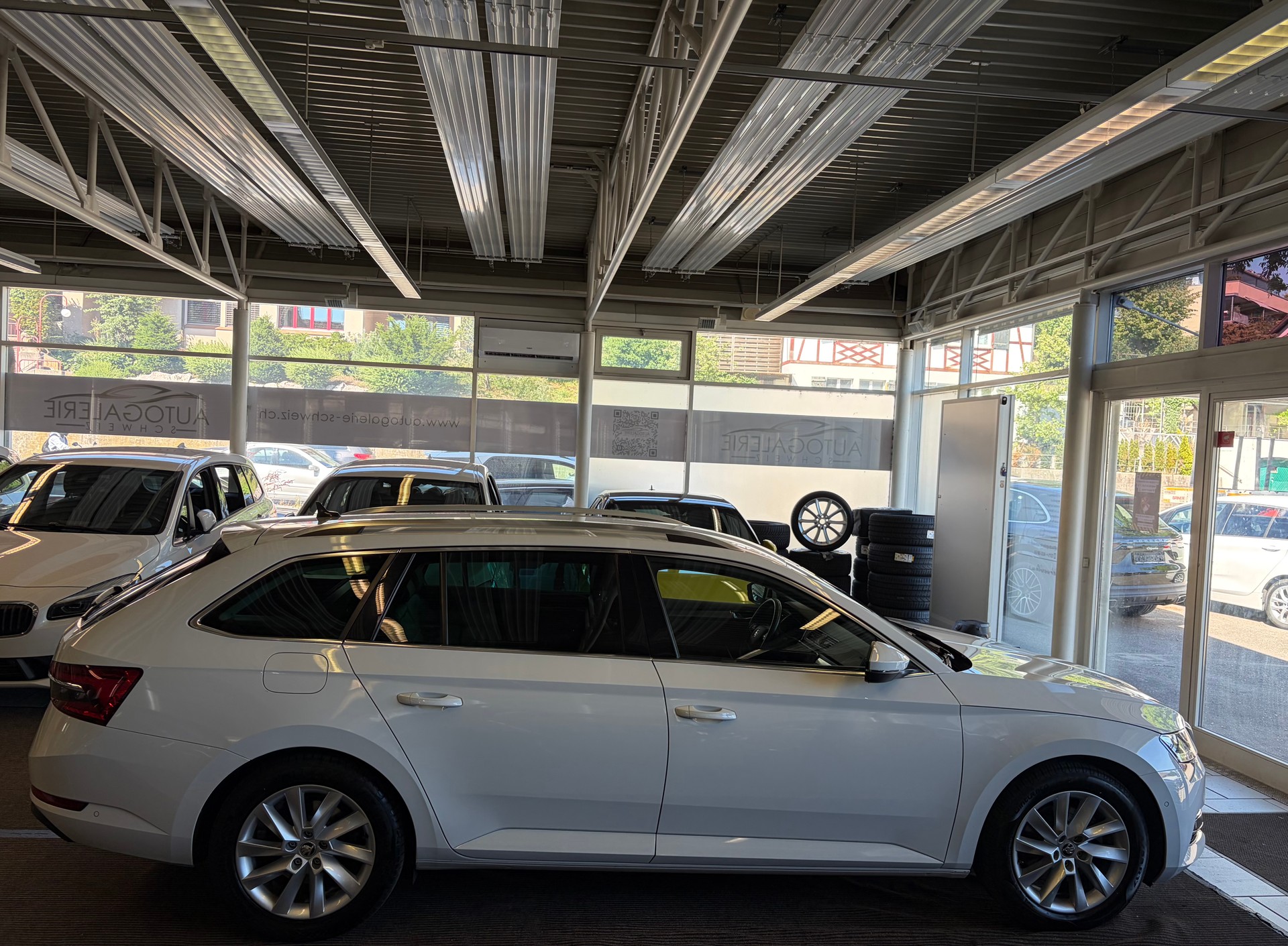 SKODA Superb Combi 2.0 TDi Style 4x4 DSG | CH Fahrzeug | mySkoda Pack | Kessy | Belüftete Sitz | DAB+ | Navi Columbus 9.2" |-image-28