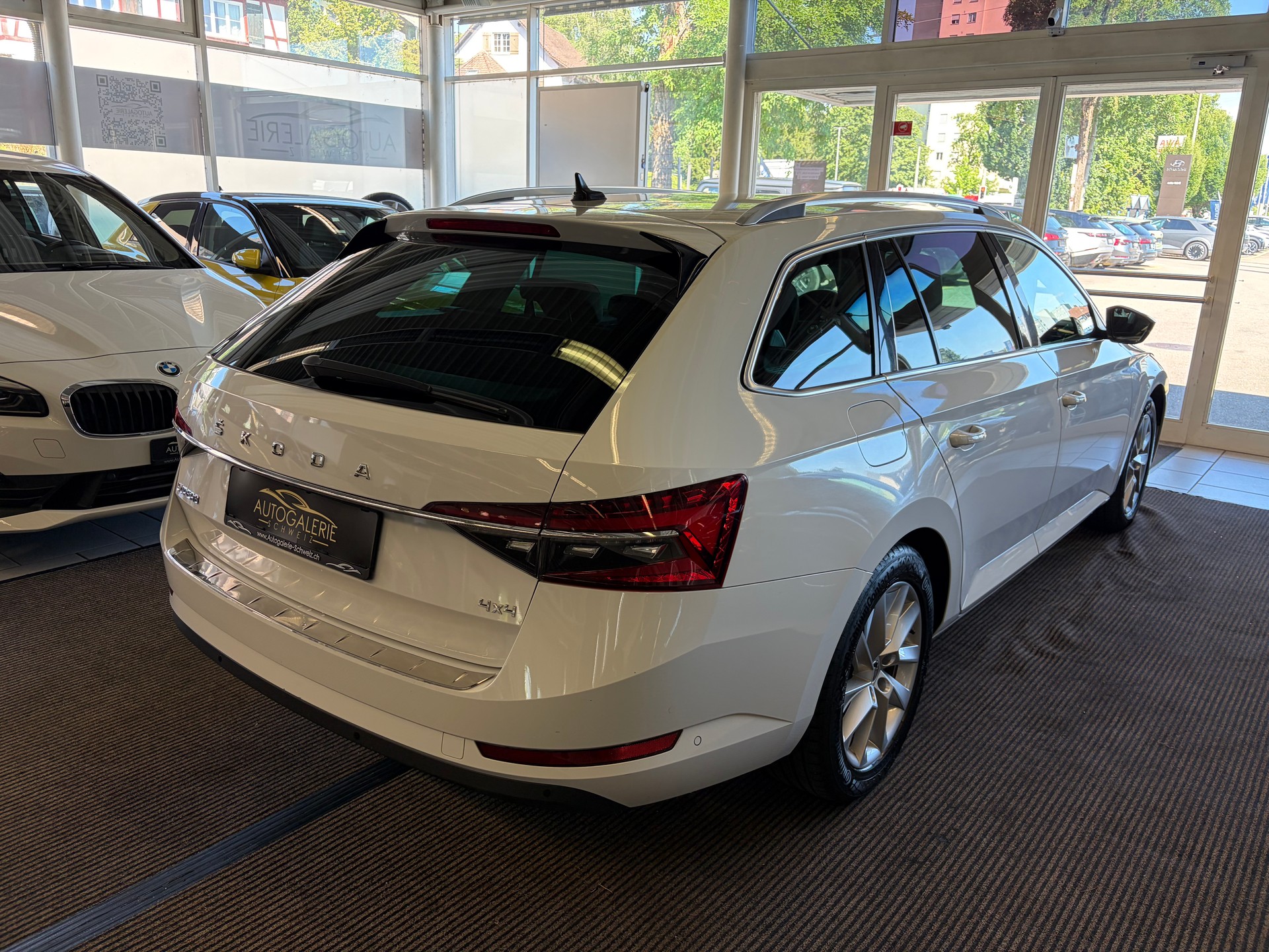 SKODA Superb Combi 2.0 TDi Style 4x4 DSG | CH Fahrzeug | mySkoda Pack | Kessy | Belüftete Sitz | DAB+ | Navi Columbus 9.2" |-image-27