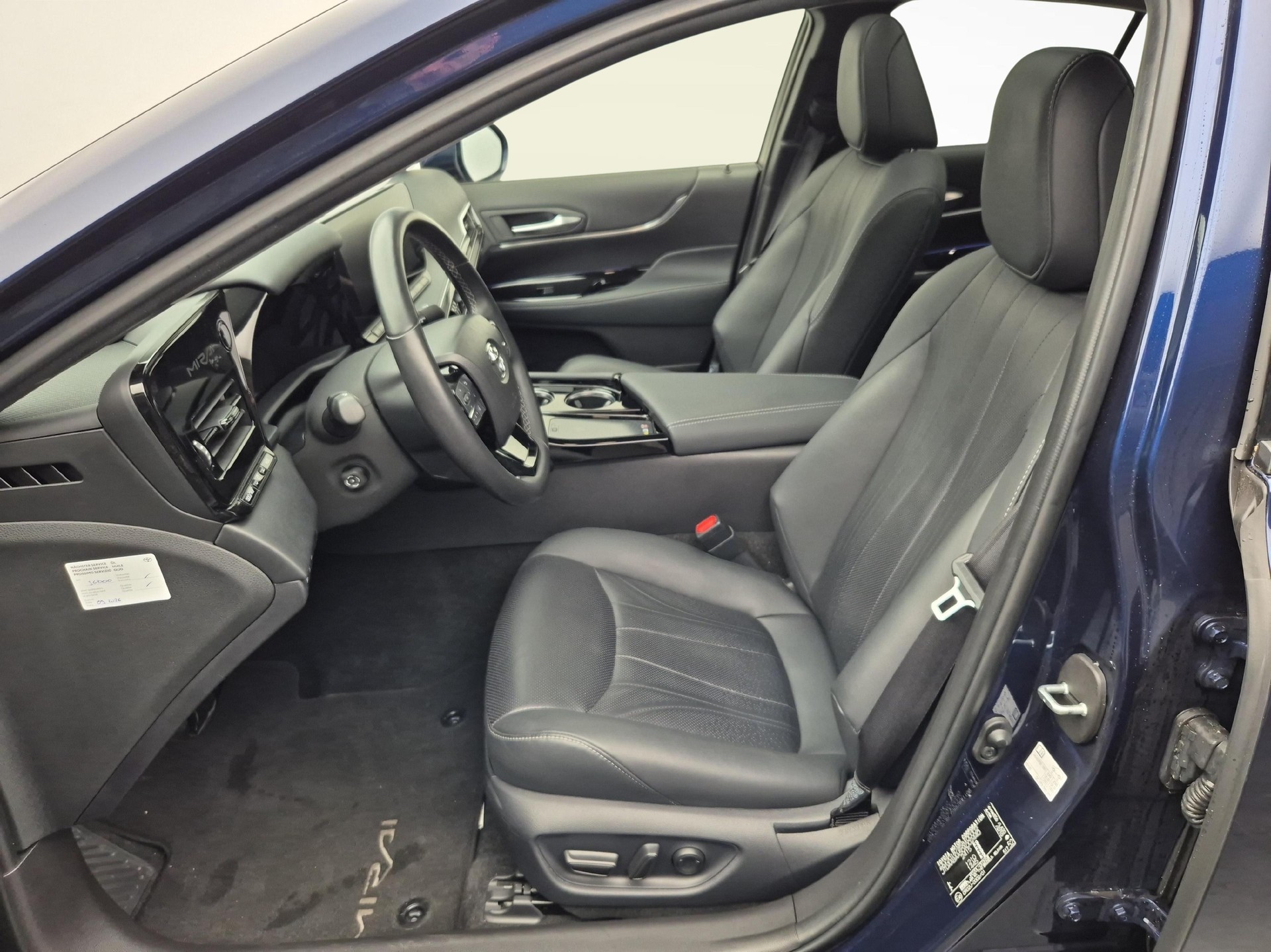 TOYOTA Mirai Fuel Cell Platinum/ Preis inkl. Cash-Prämie, nicht mit Aktions Leasing möglich.-showroom-element-2