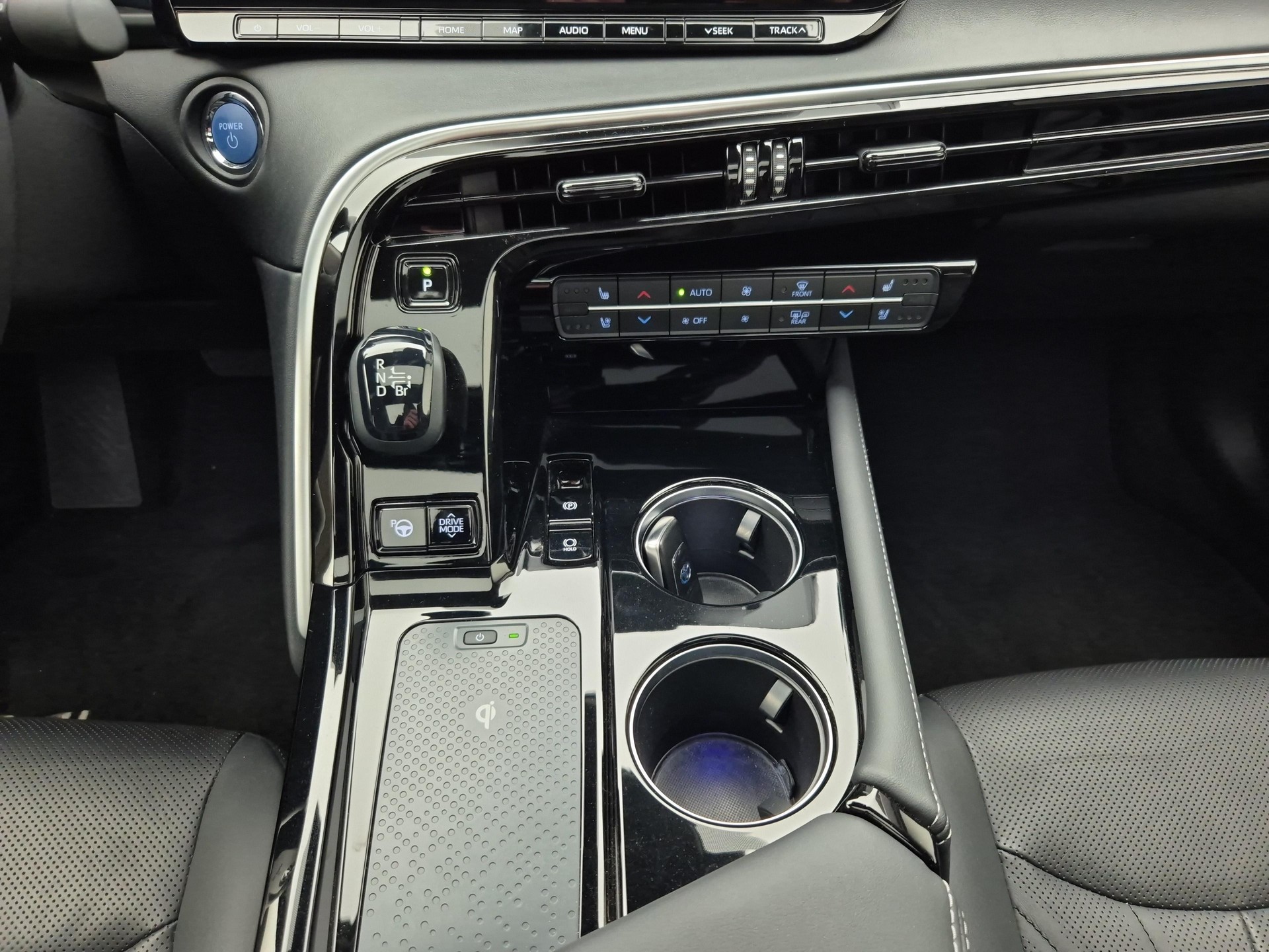 TOYOTA Mirai Fuel Cell Platinum/ Preis inkl. Cash-Prämie-image-14