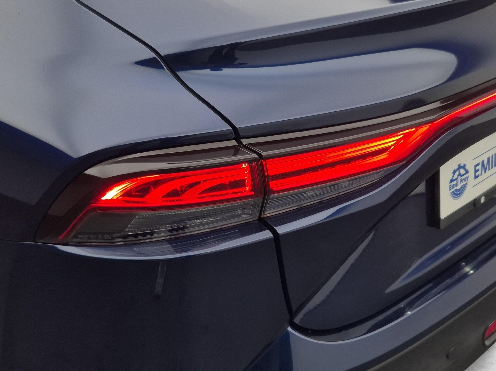 TOYOTA Mirai Fuel Cell Platinum/ Preis inkl. Cash-Prämie-image-20