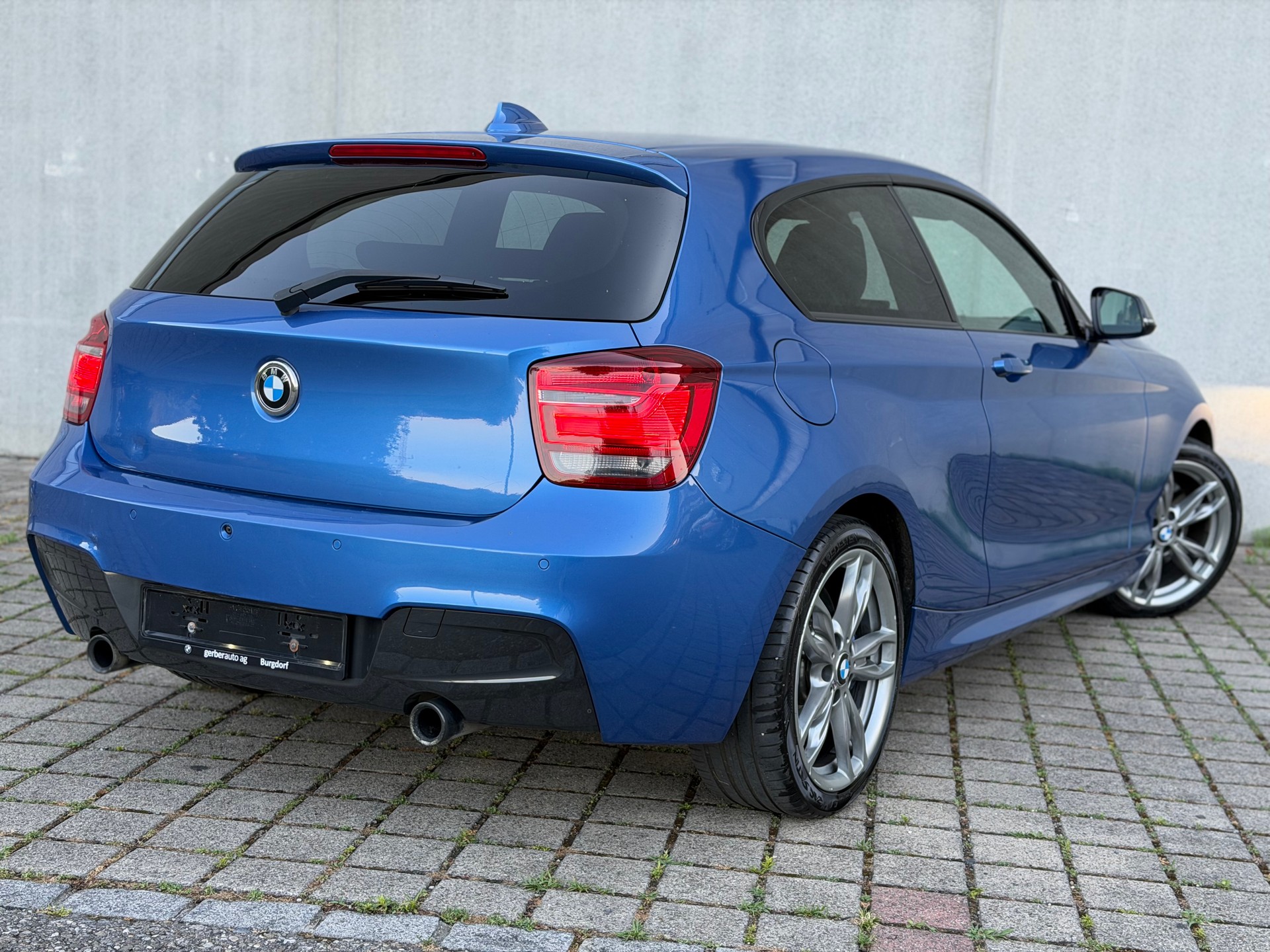 BMW M135i Steptronic-image-4