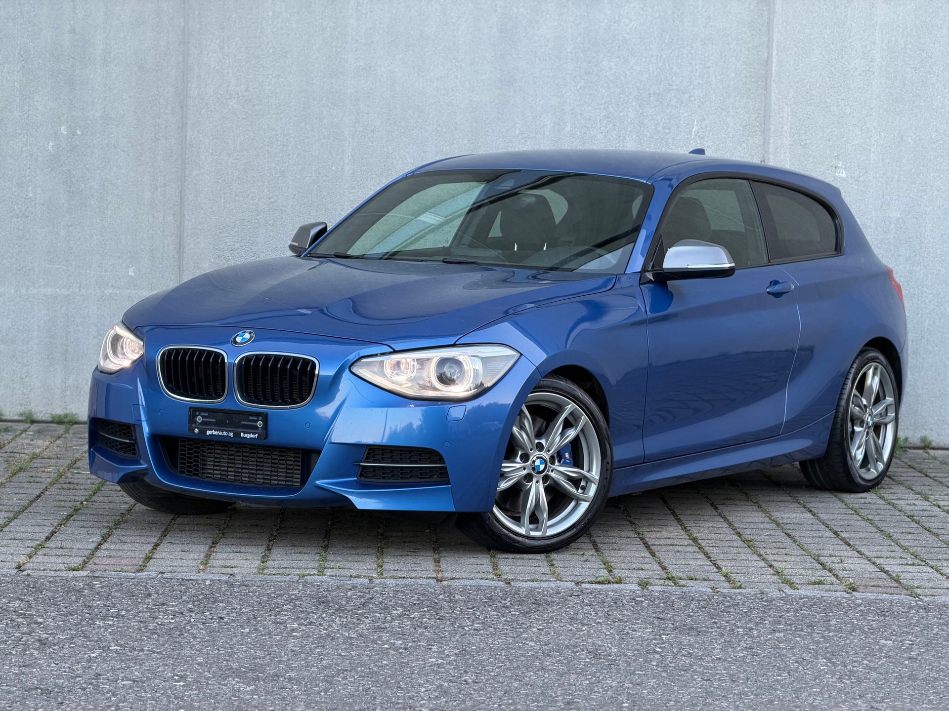 BMW M135i Steptronic-image-0