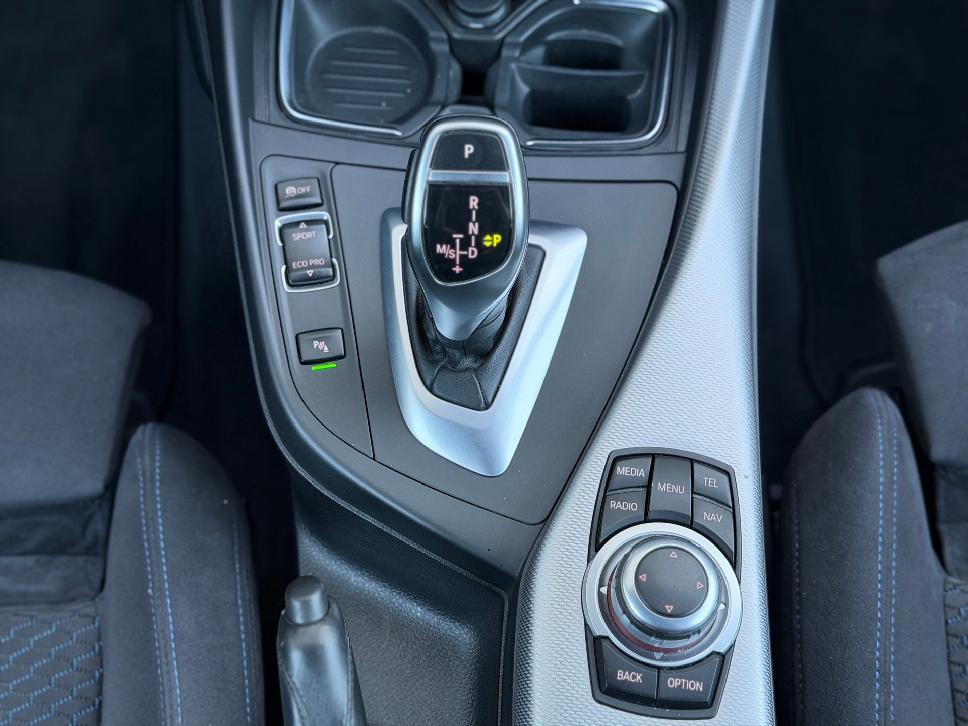 BMW M135i Steptronic-image-12