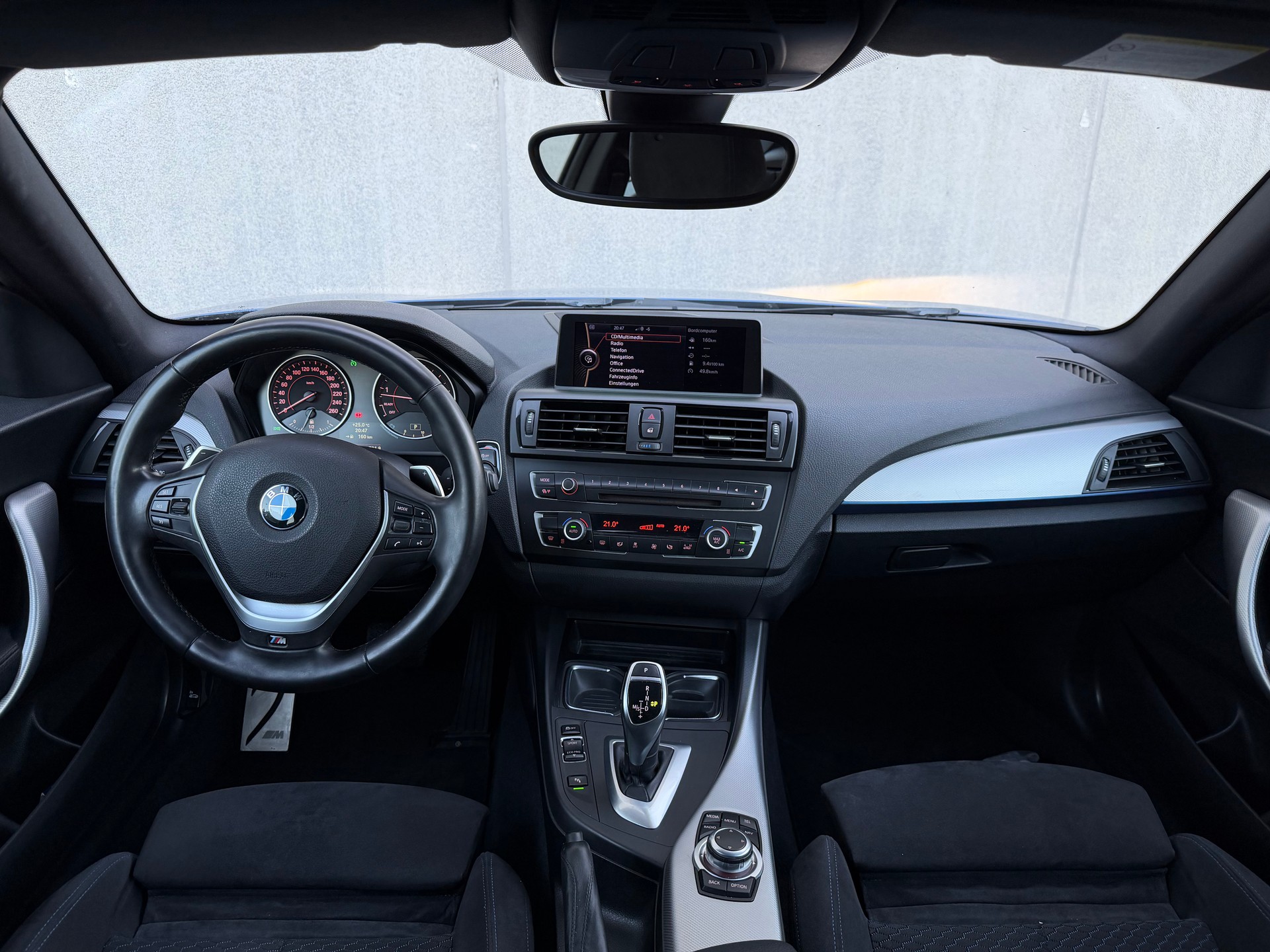 BMW M135i Steptronic-image-10