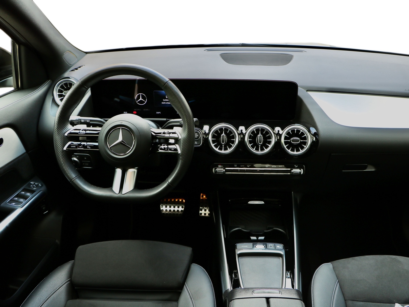 MERCEDES-BENZ GLA 250 4Matic 8G-DCT AMG-Line Edition Pack-image-11