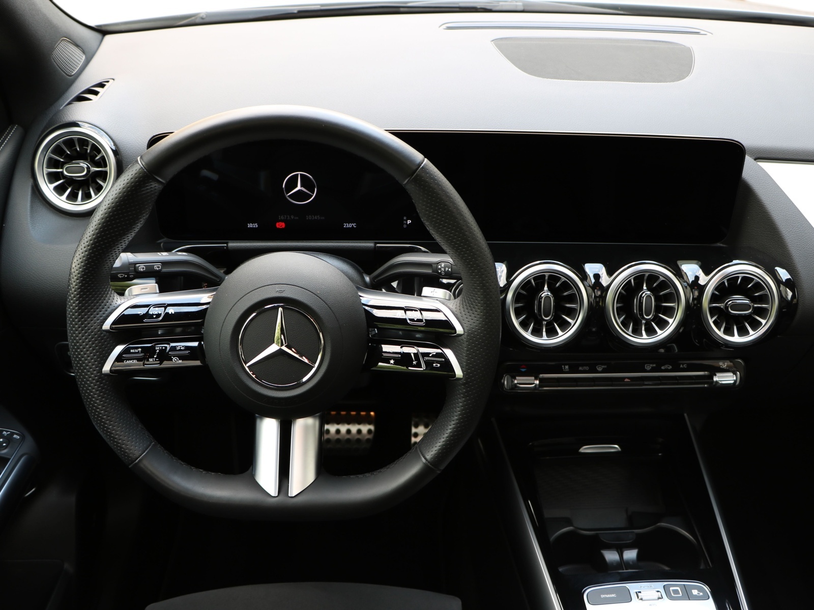 MERCEDES-BENZ GLA 250 4Matic 8G-DCT AMG-Line Edition Pack-image-12