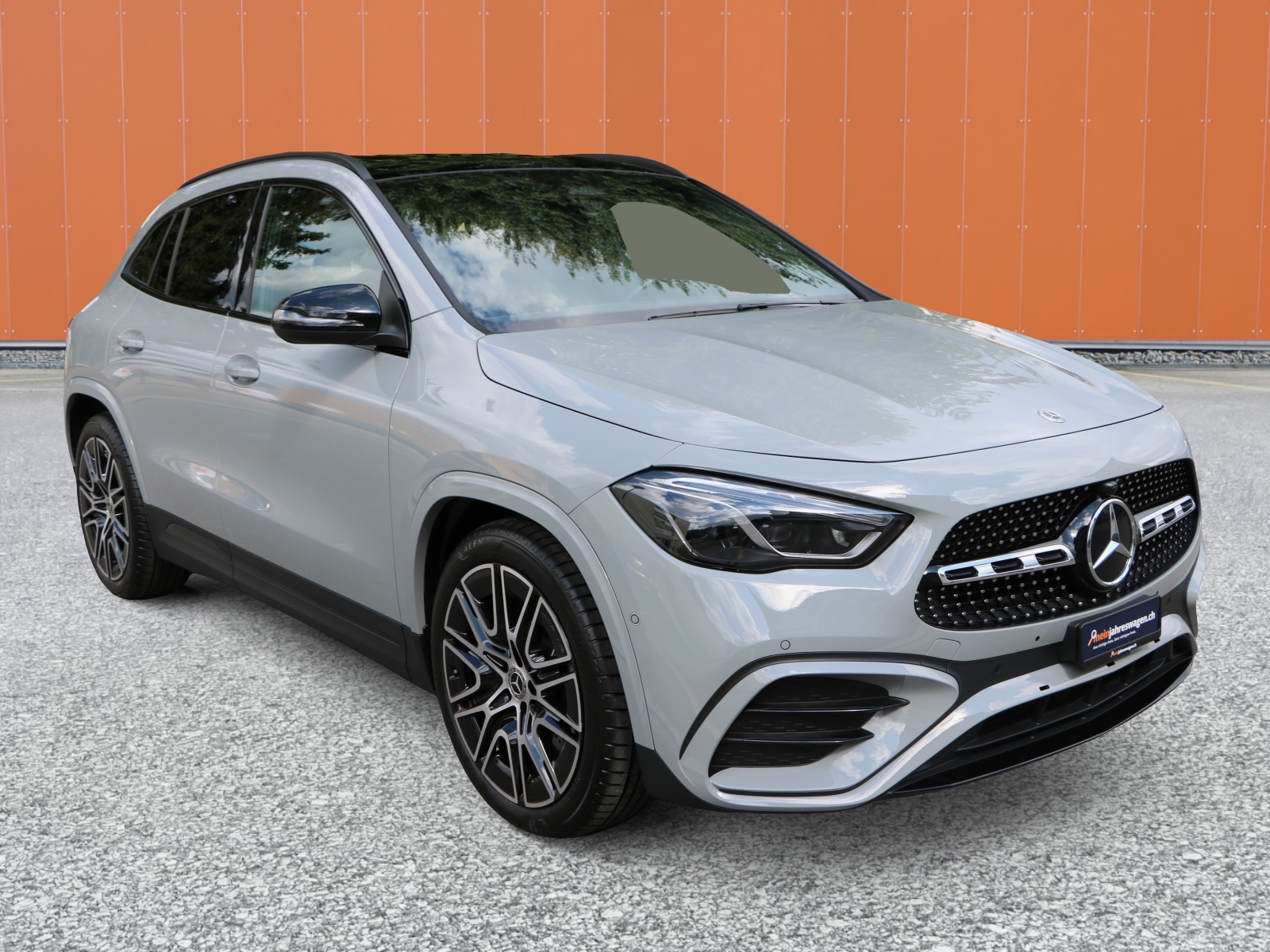 MERCEDES-BENZ GLA 250 4Matic 8G-DCT AMG-Line Edition Pack-image-5