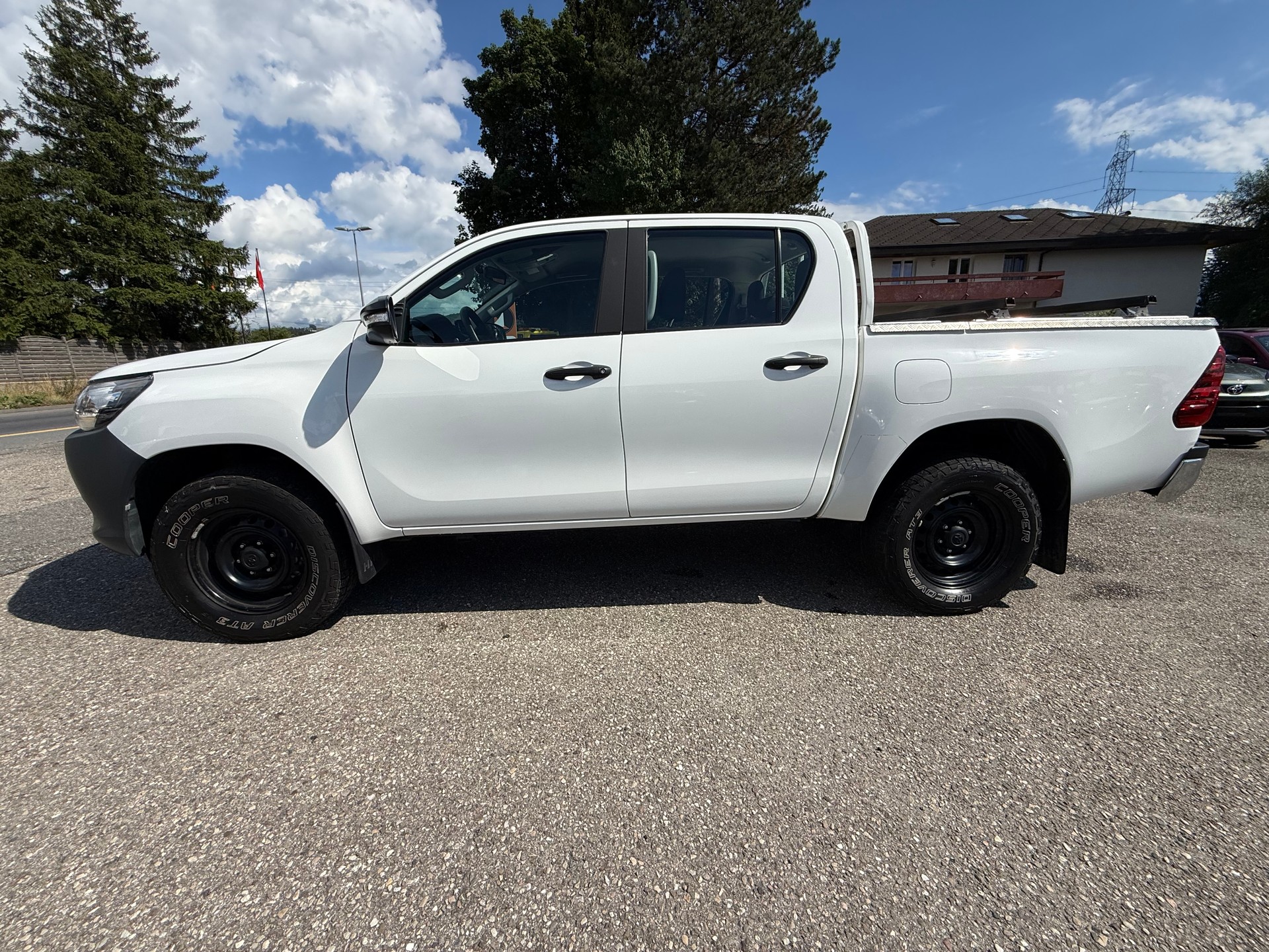 TOYOTA Hilux 2.4D-4D Luna Double Cab 4x4-image-7