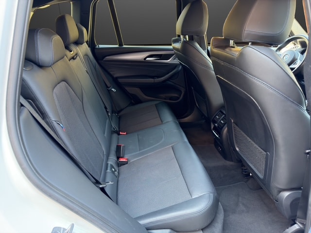 BMW X3 xDrive 48V 20d Individual M Sport Steptronic-image-12