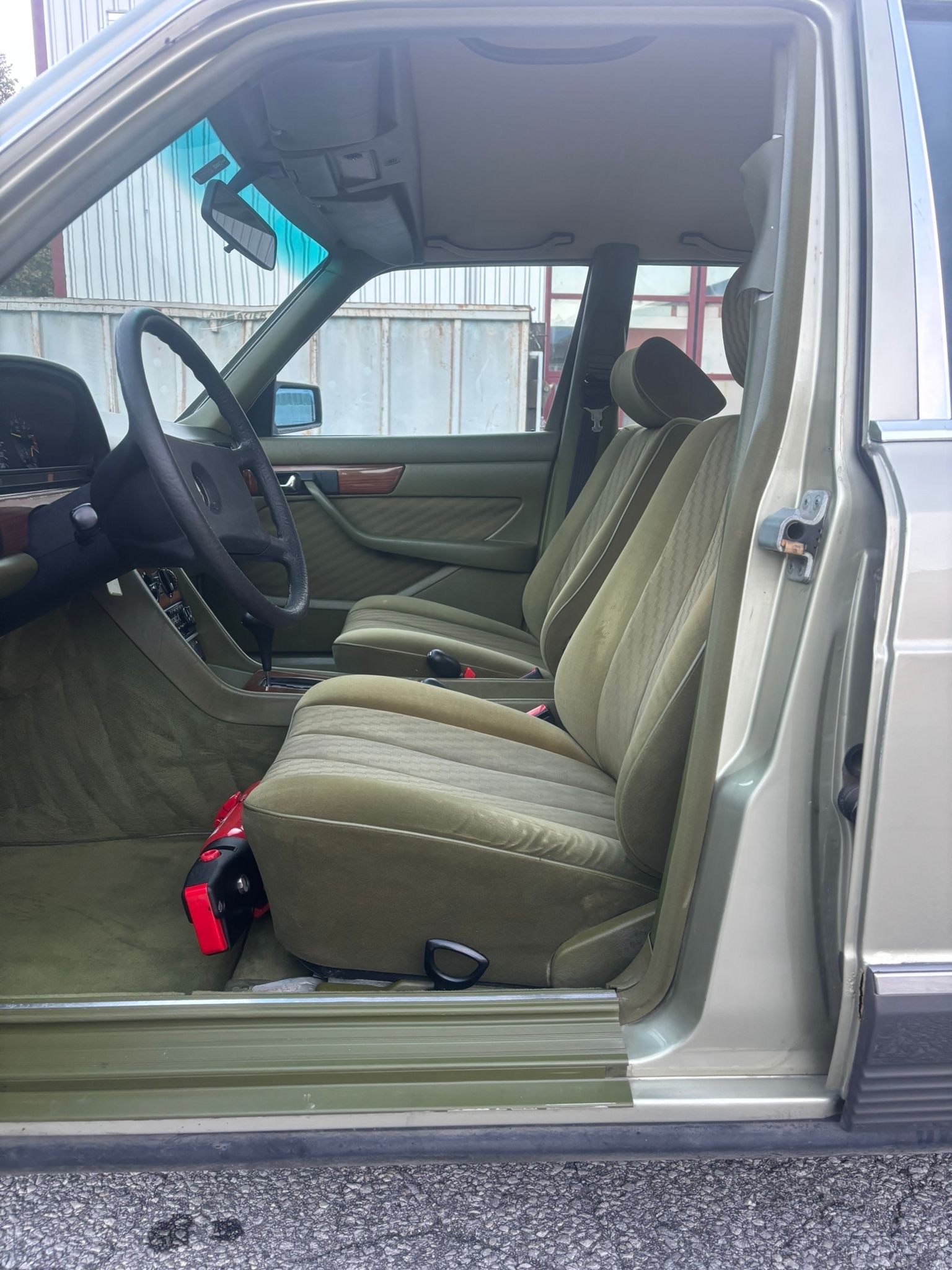 MERCEDES-BENZ 500 SE-image-9