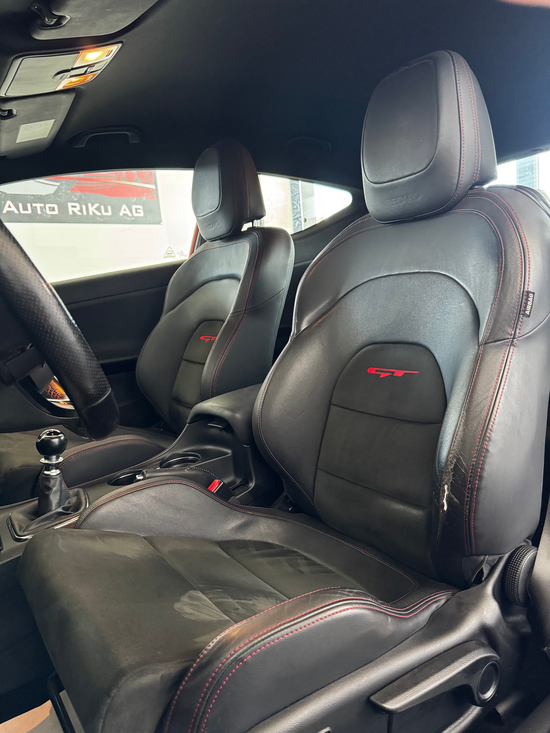 KIA Pro_Cee'd 1.6 GDi Turbo GT-image-13