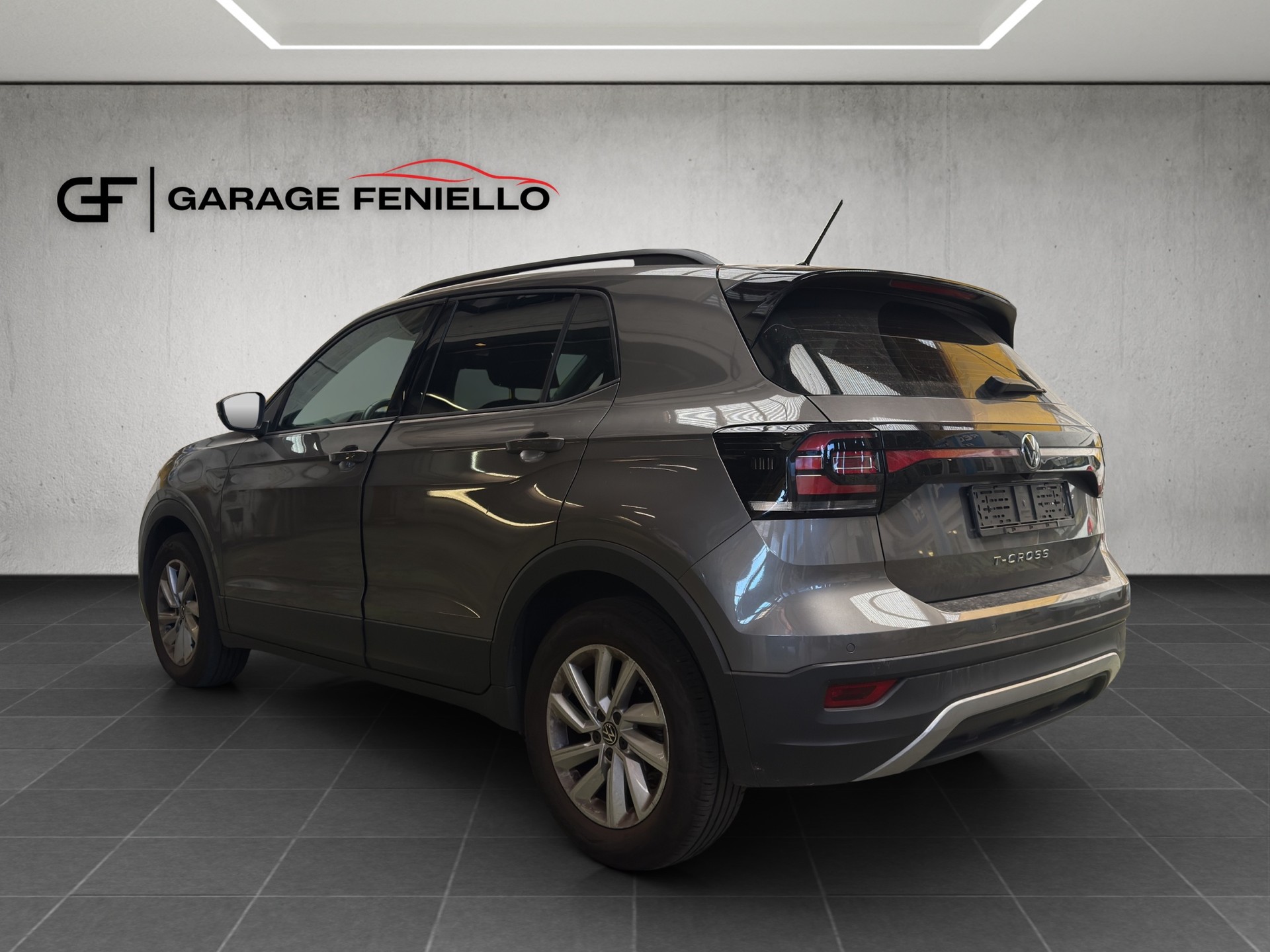 VW T-Cross 1.0 TSI Life DSG-image-4