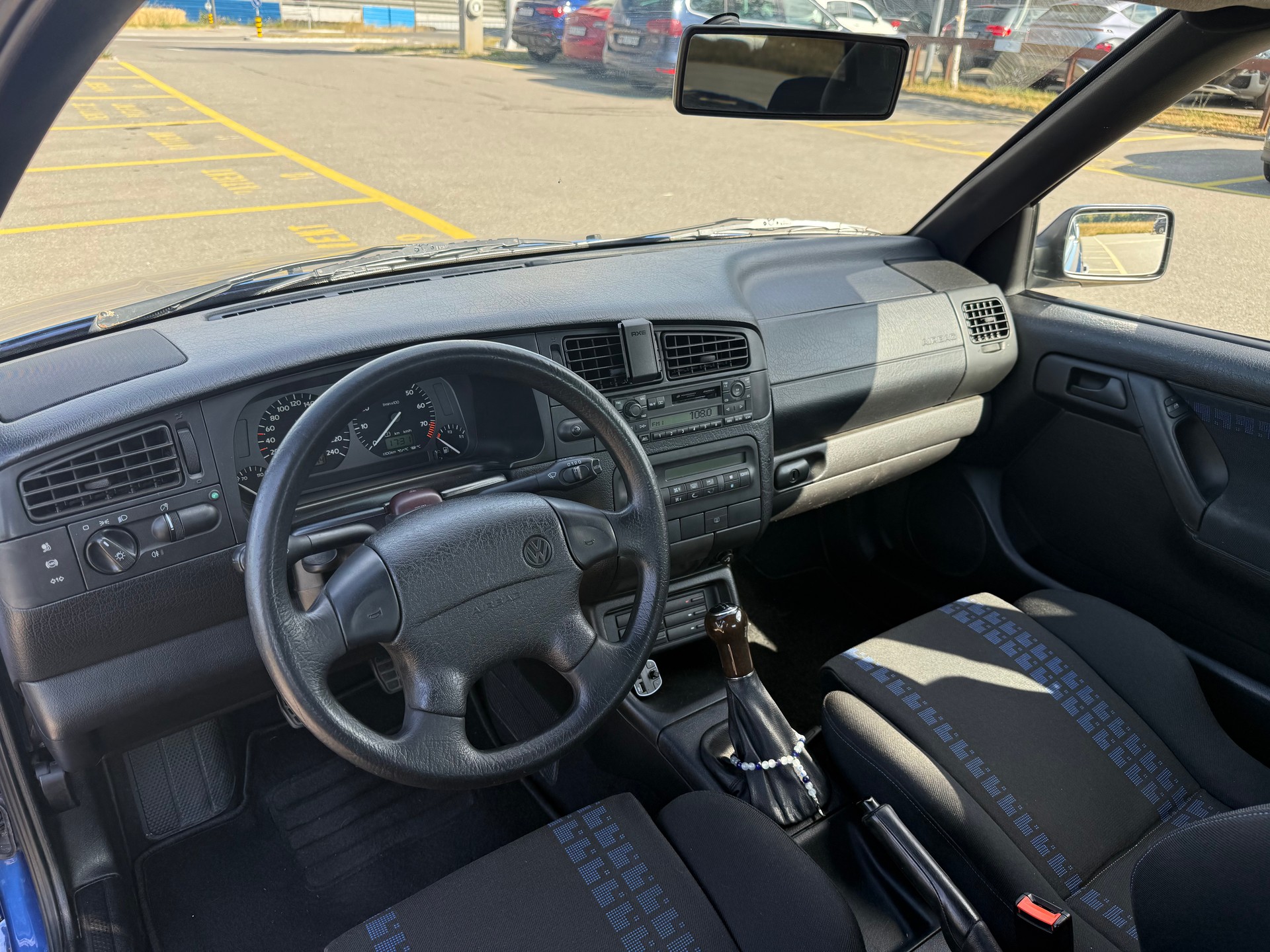 VW 2.0 16V GTI Edition-image-4